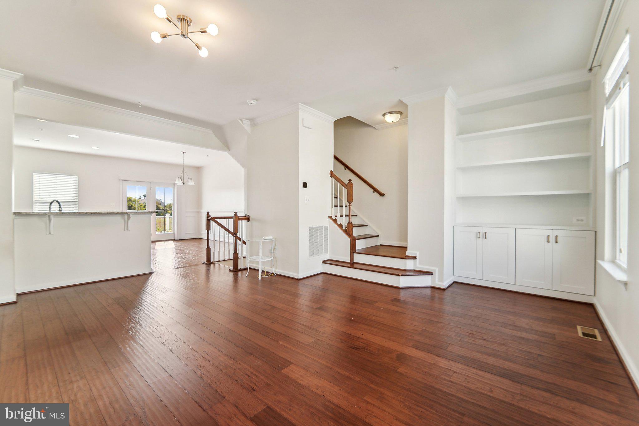 SHELTERED HARBOR - Residential