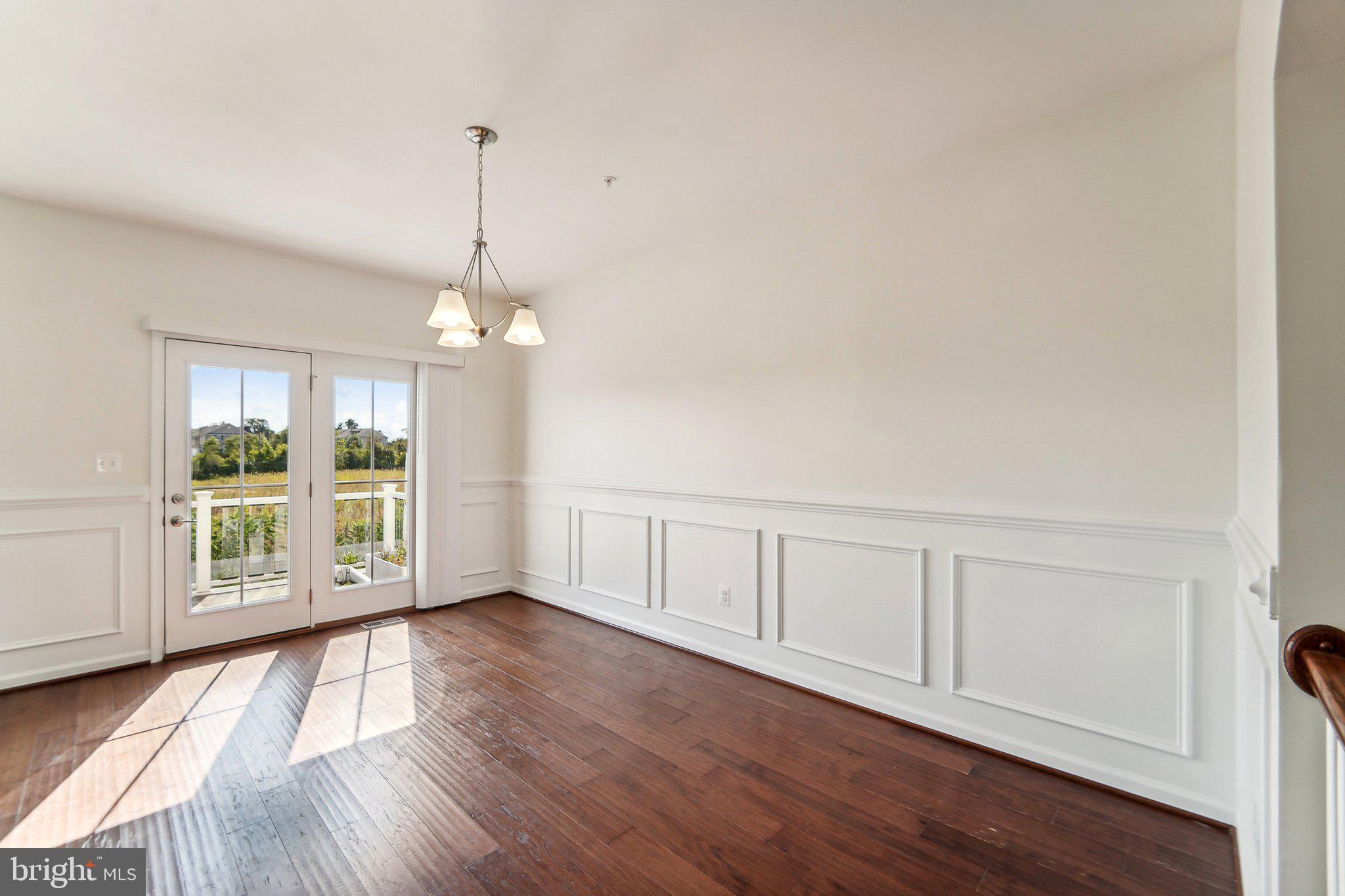 SHELTERED HARBOR - Residential