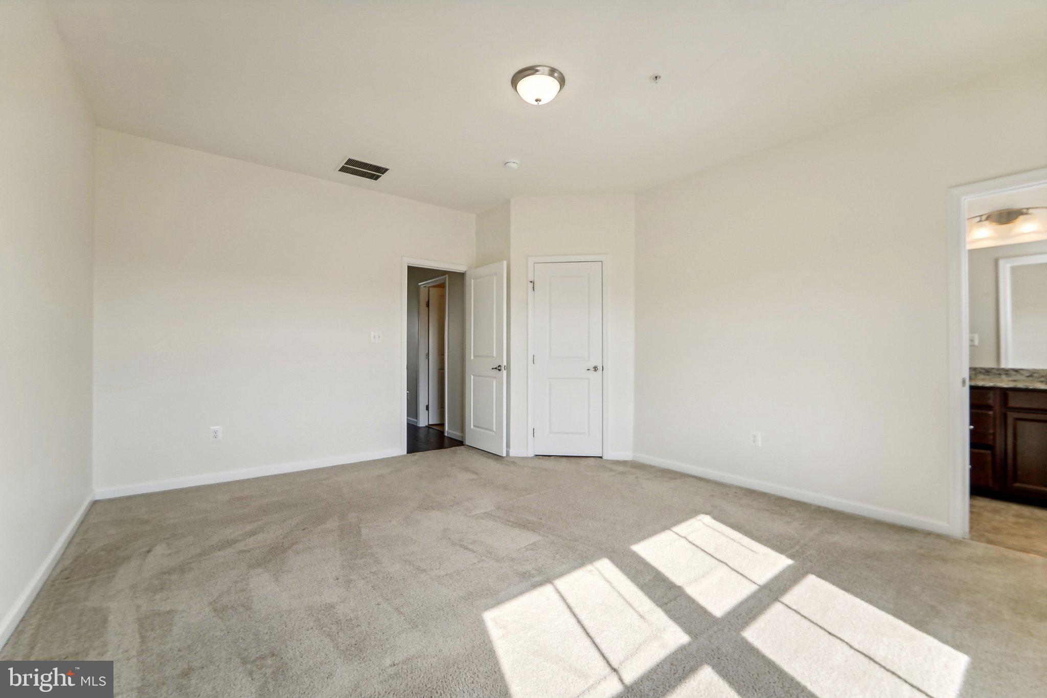 SHELTERED HARBOR - Residential