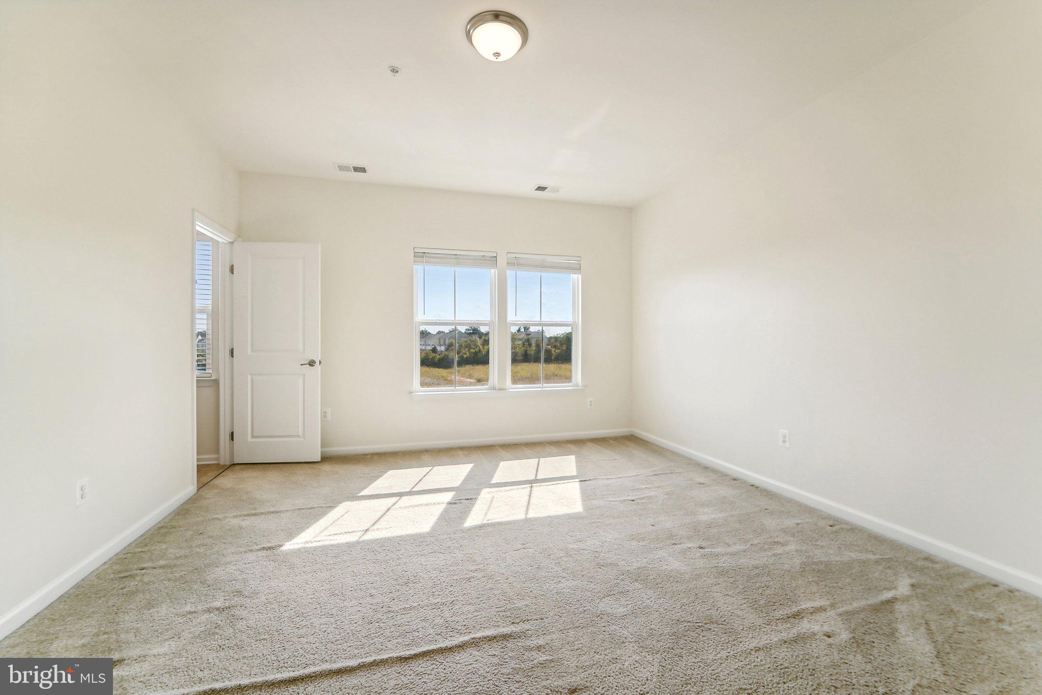 SHELTERED HARBOR - Residential