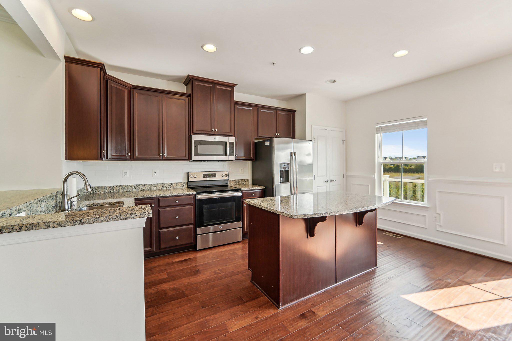 SHELTERED HARBOR - Residential