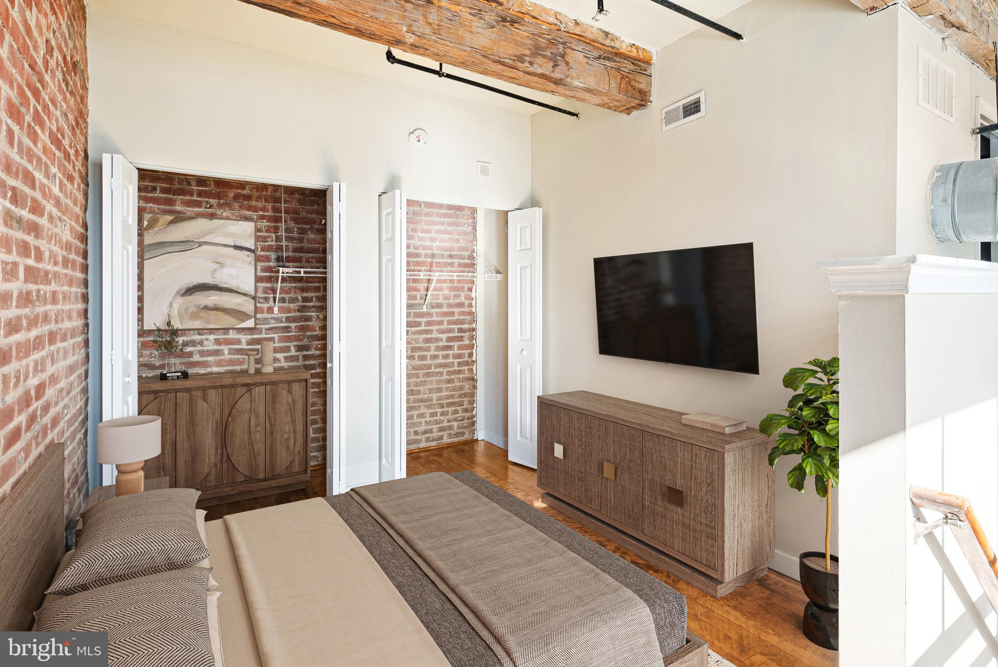 CHINATOWN - Residential