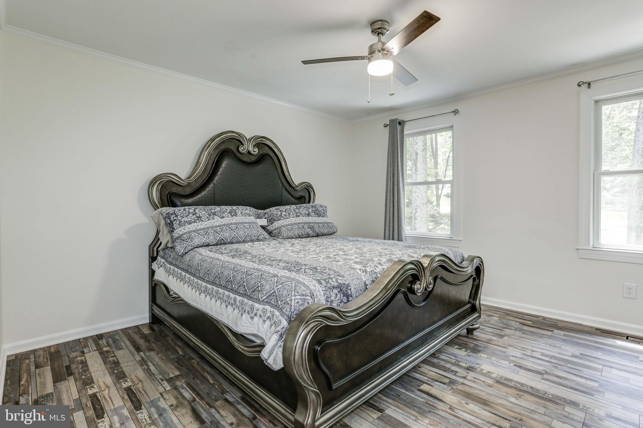 VALLEY HILLS - Residential