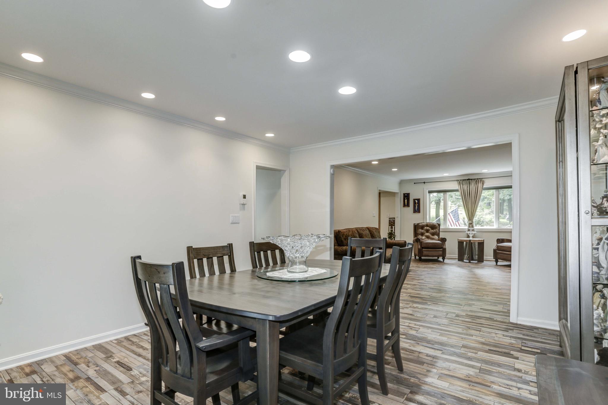 VALLEY HILLS - Residential