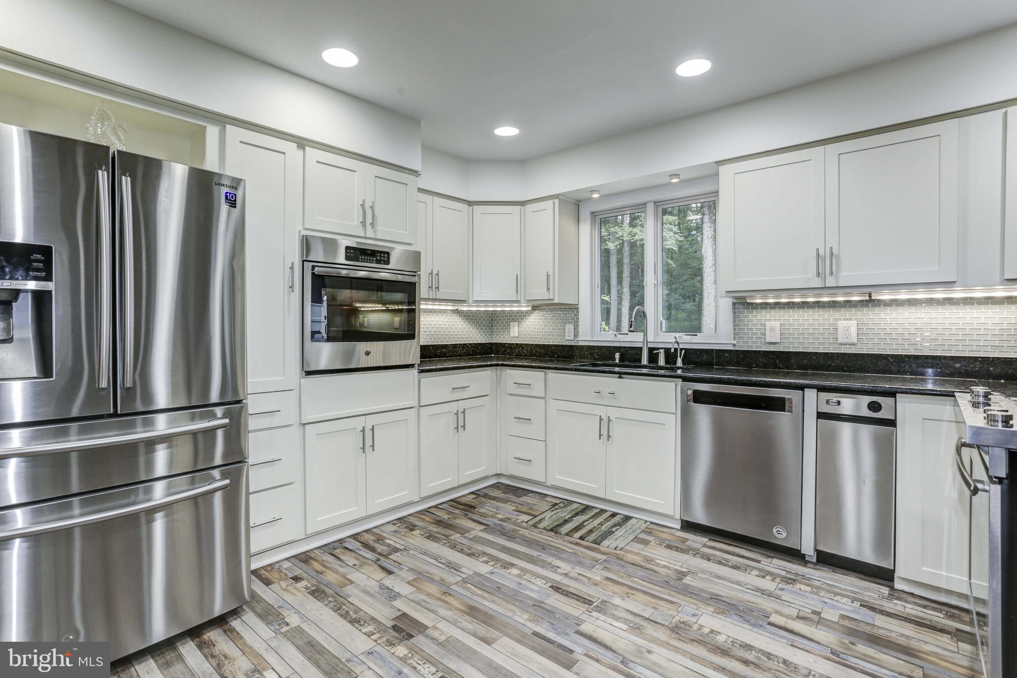 VALLEY HILLS - Residential