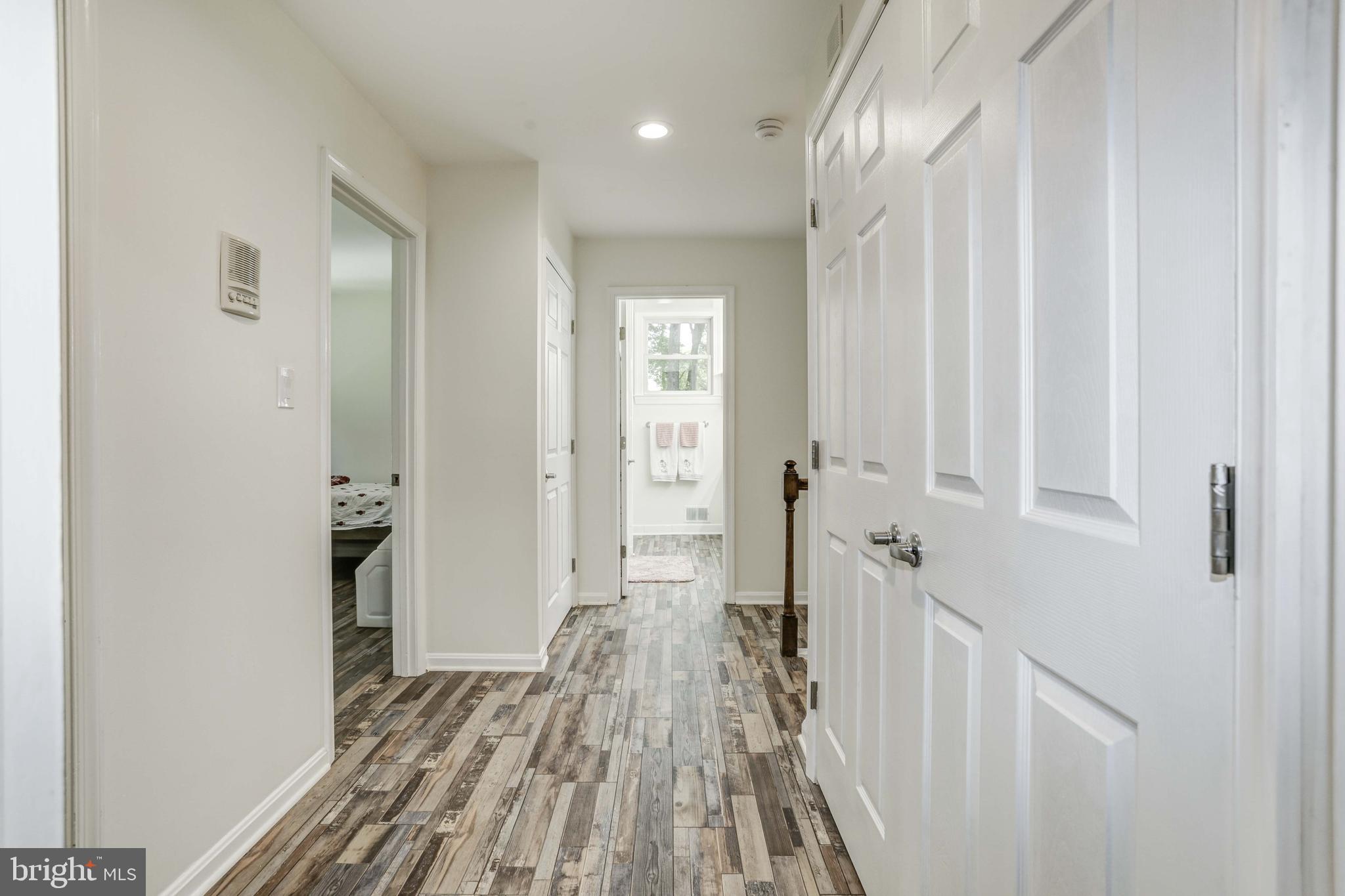 VALLEY HILLS - Residential