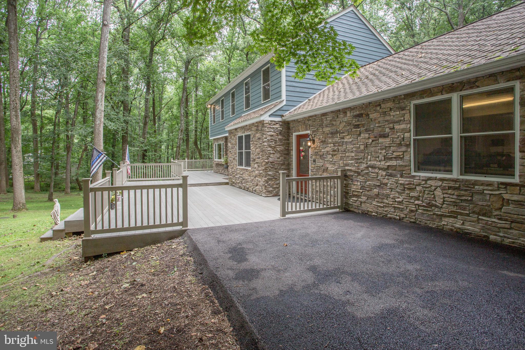 VALLEY HILLS - Residential