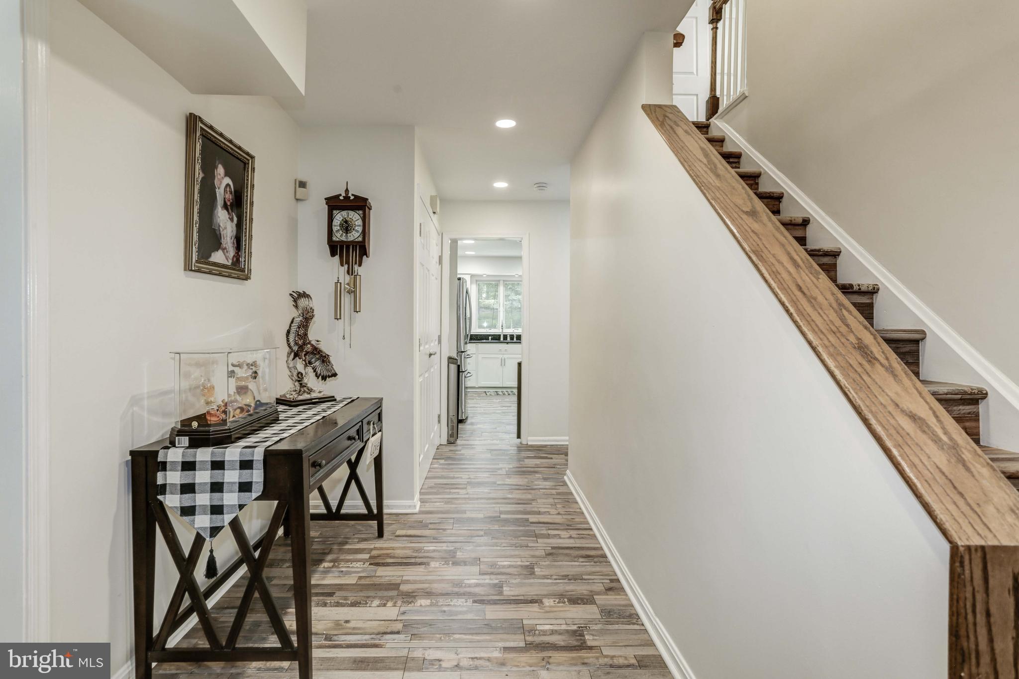 VALLEY HILLS - Residential