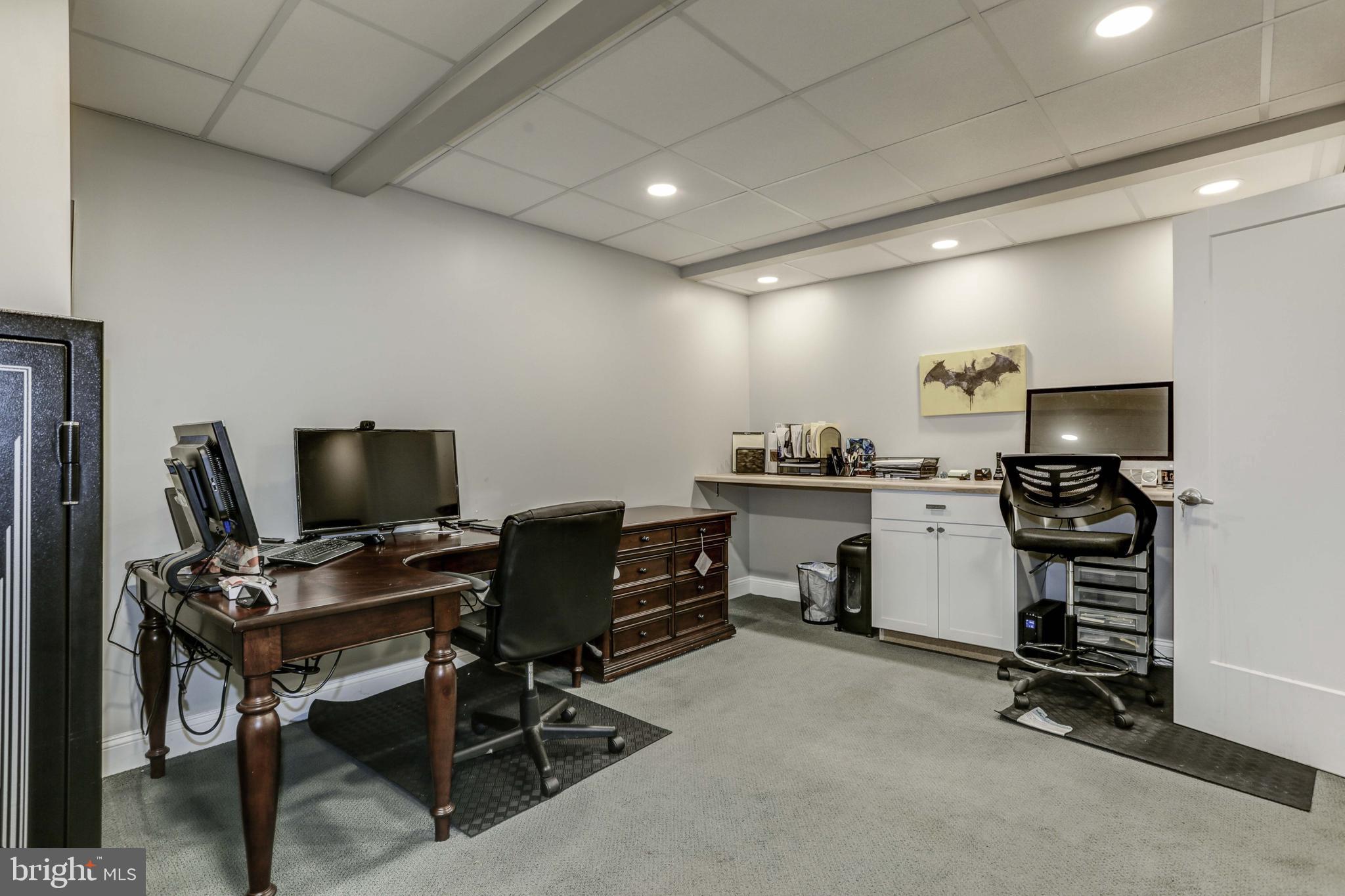 VALLEY HILLS - Residential