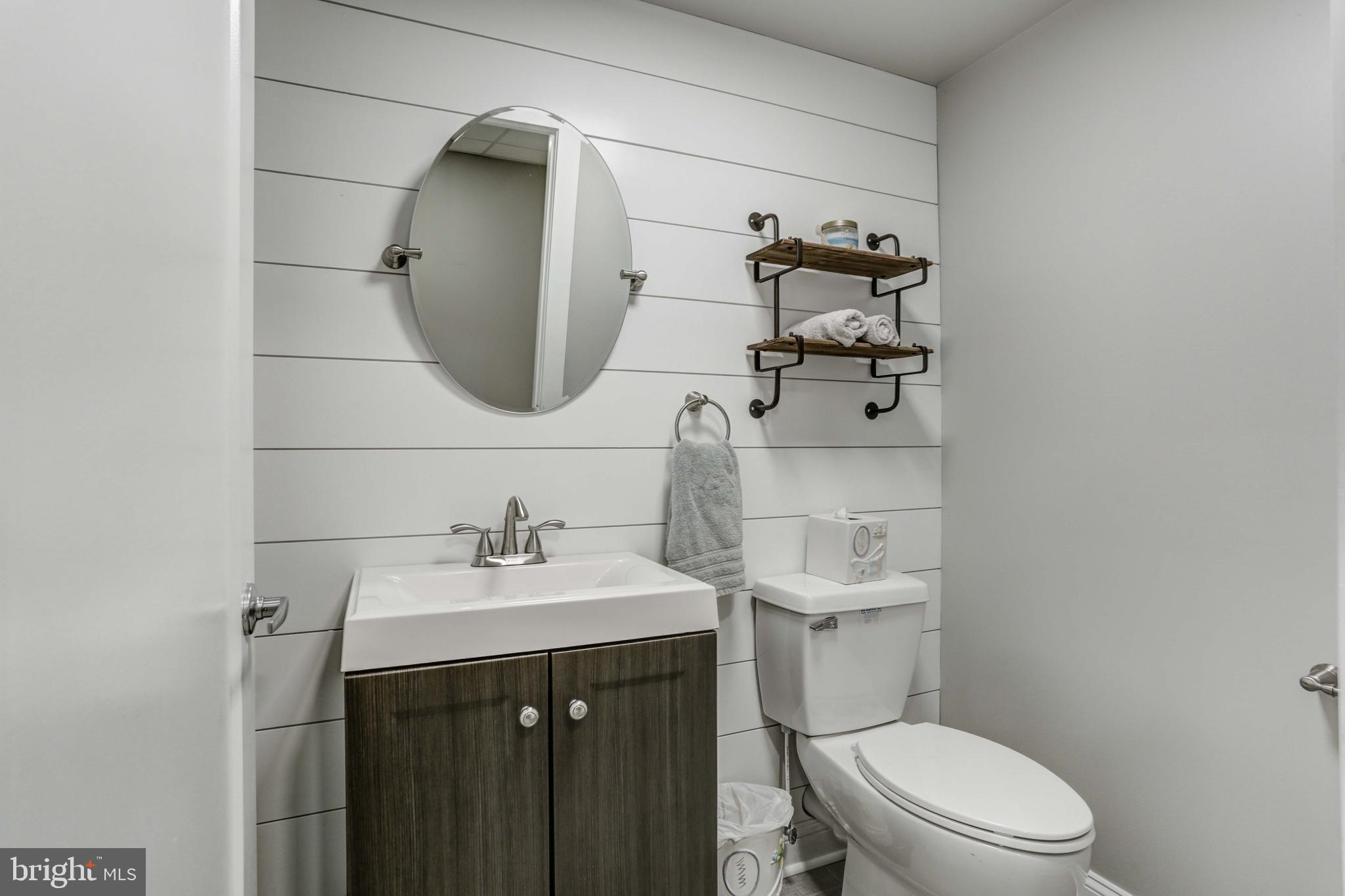 VALLEY HILLS - Residential