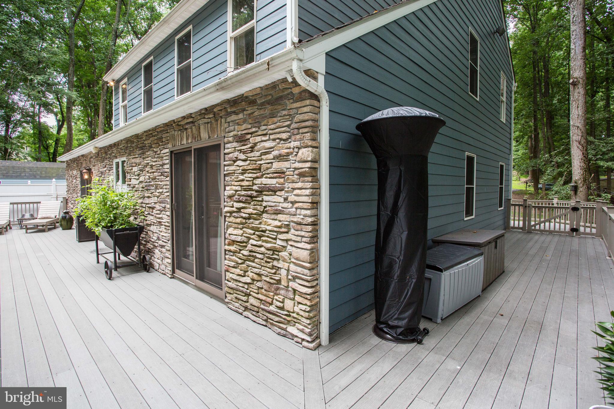 VALLEY HILLS - Residential