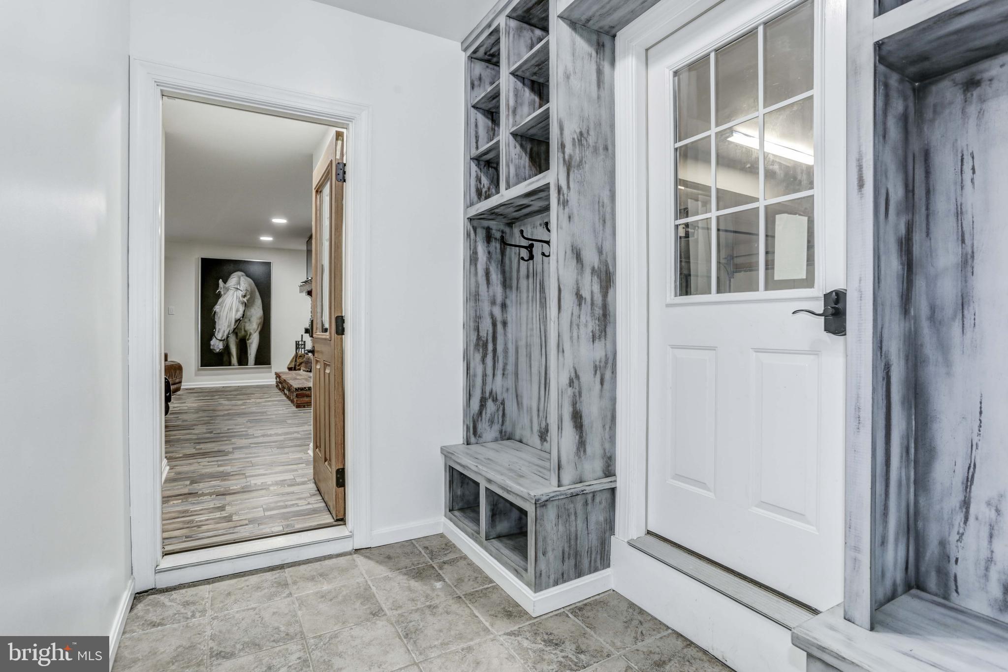 VALLEY HILLS - Residential