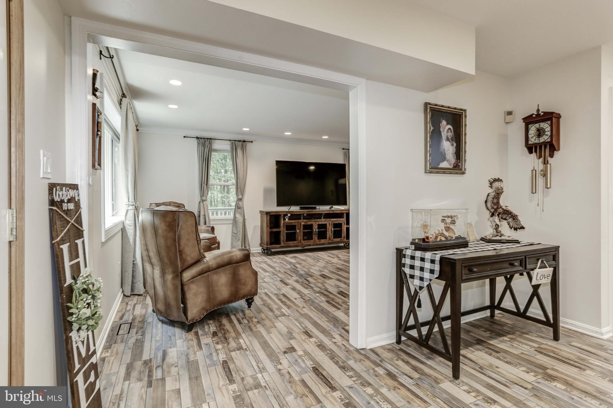 VALLEY HILLS - Residential