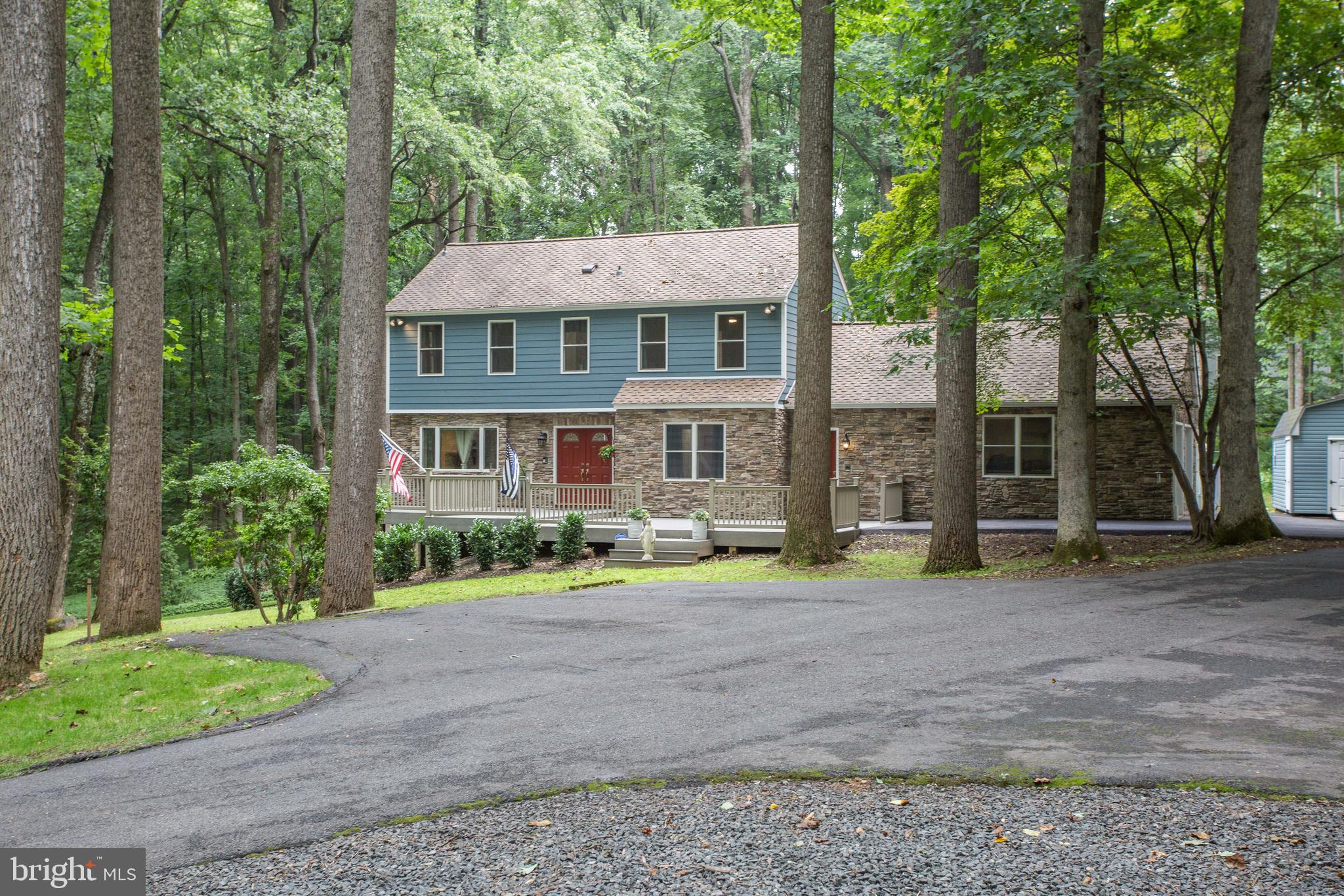 VALLEY HILLS - Residential