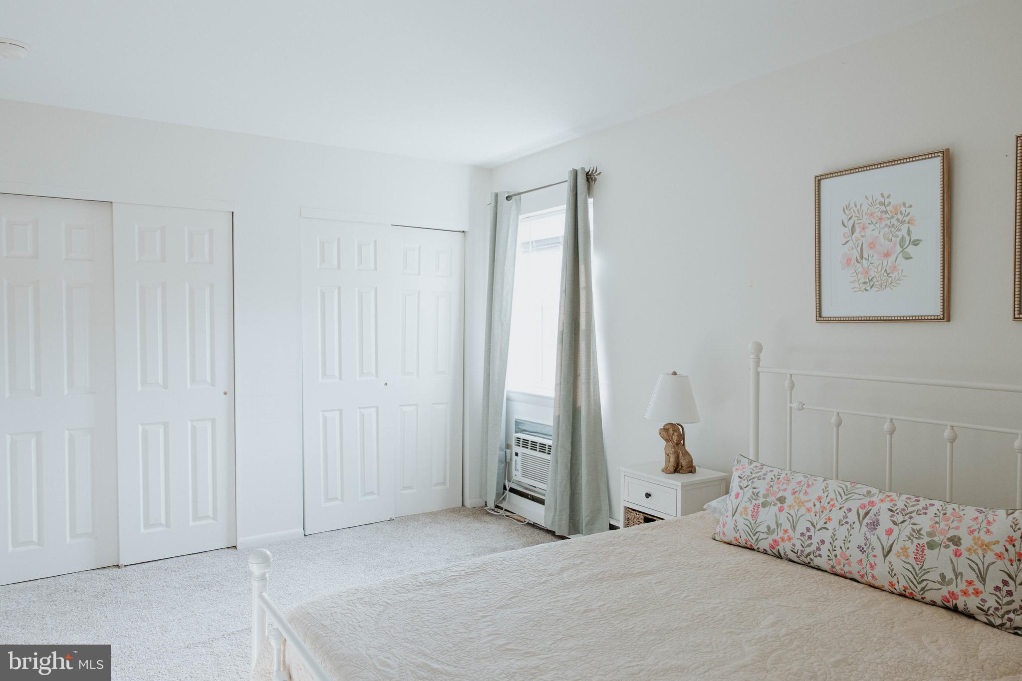 ASTON ARMS - Residential