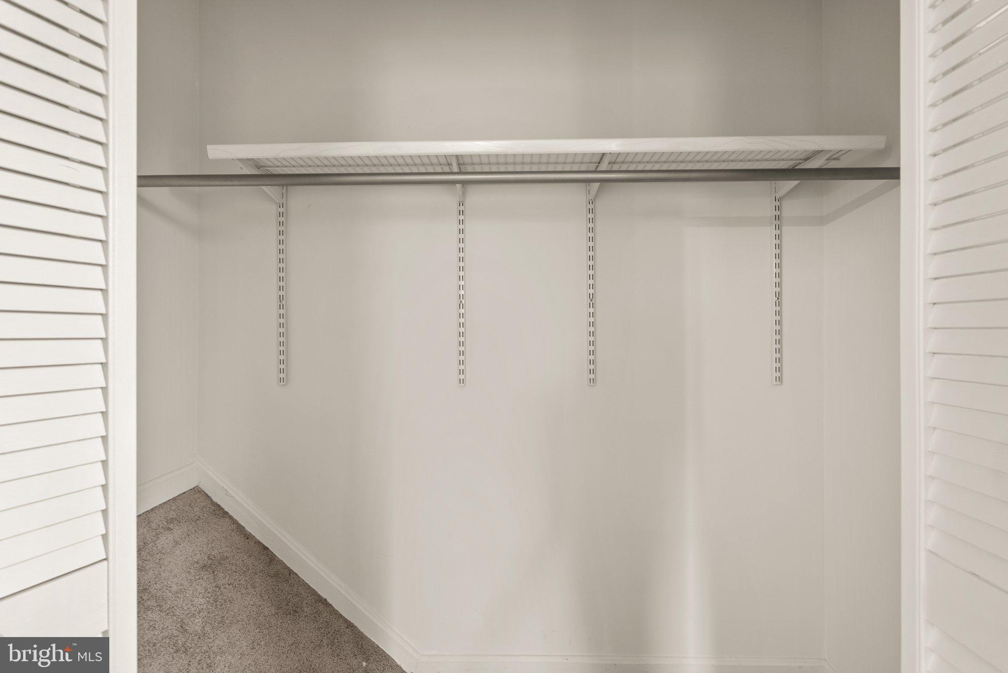 ENTERPRISE KNOLLS-PLAT F - Residential