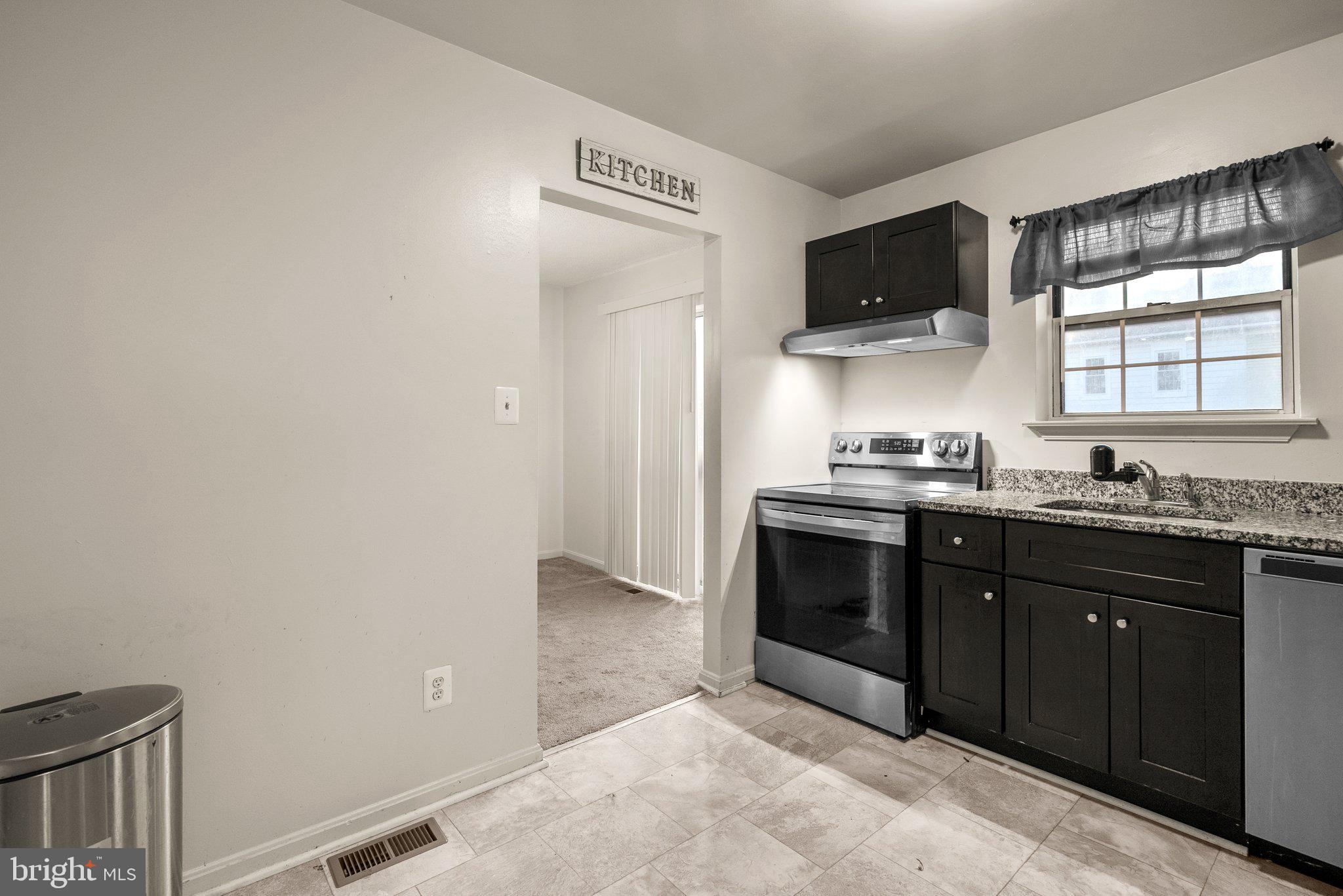 ENTERPRISE KNOLLS-PLAT F - Residential