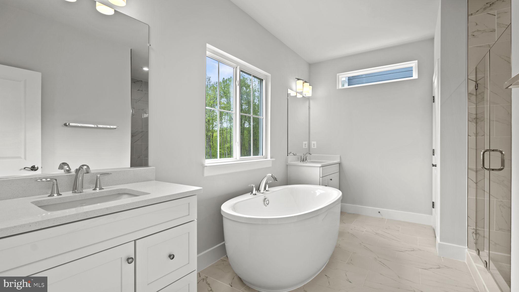 WOODS OVERLOOK AT POTOMAC SHORES - Residential