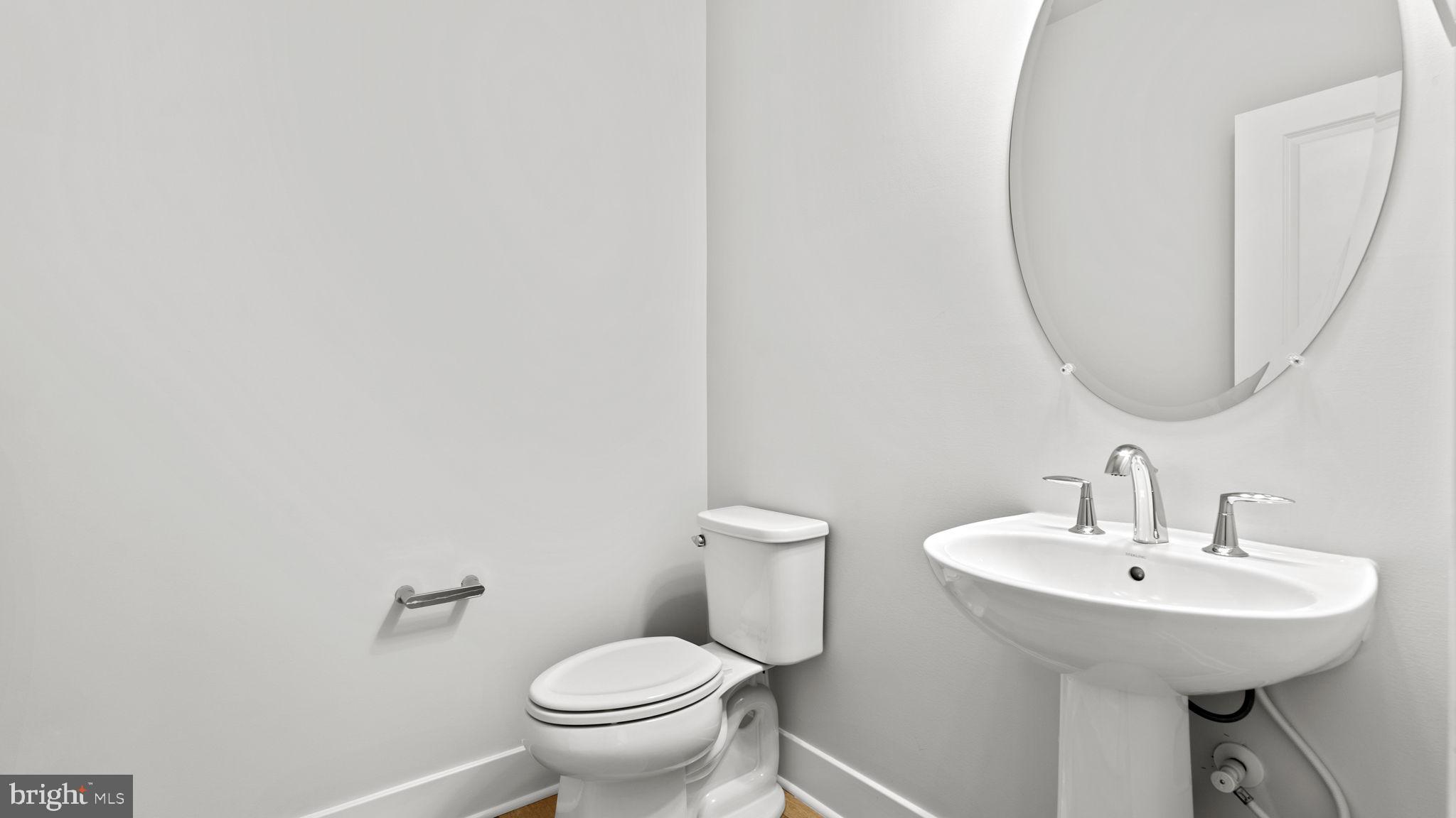 WOODS OVERLOOK AT POTOMAC SHORES - Residential