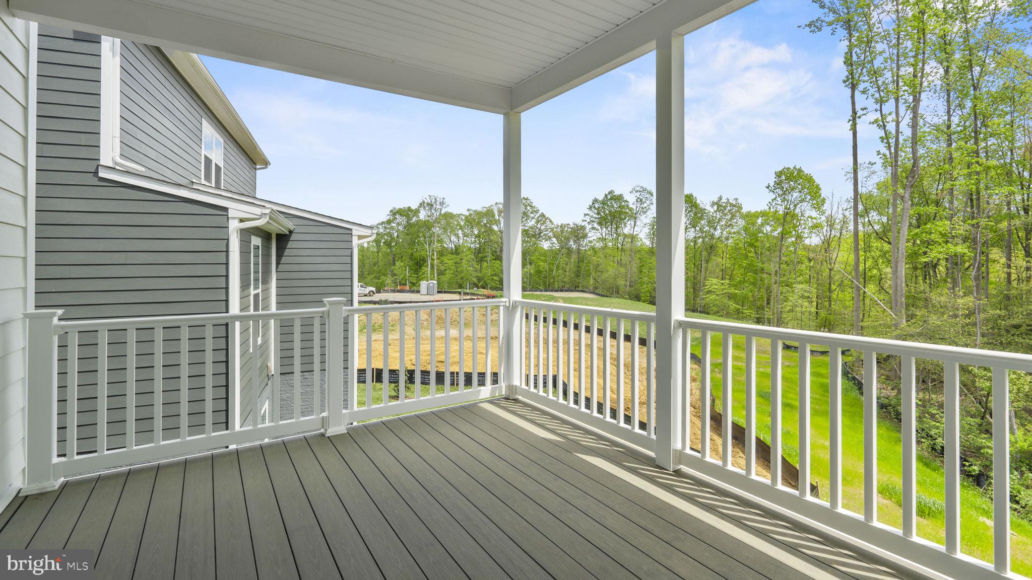 WOODS OVERLOOK AT POTOMAC SHORES - Residential