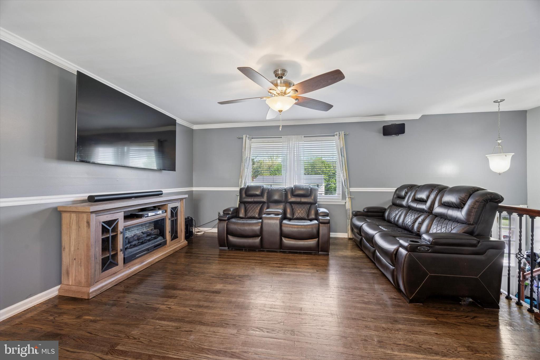 LAFAYETTE HILL - Residential