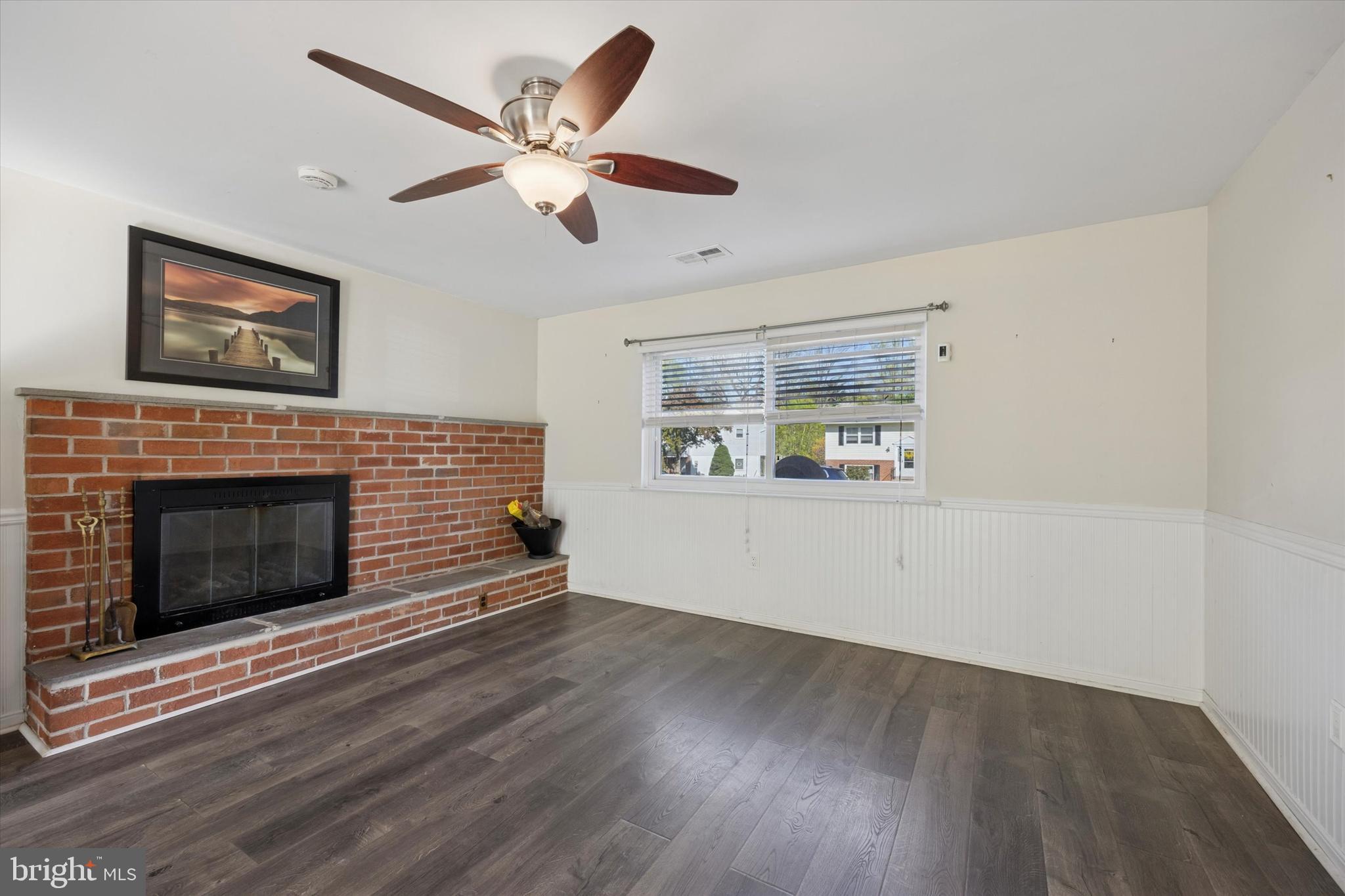 LAFAYETTE HILL - Residential