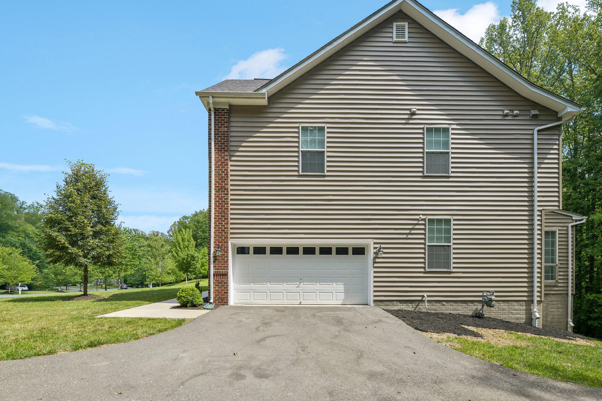 9005 WILD ACRE COURT