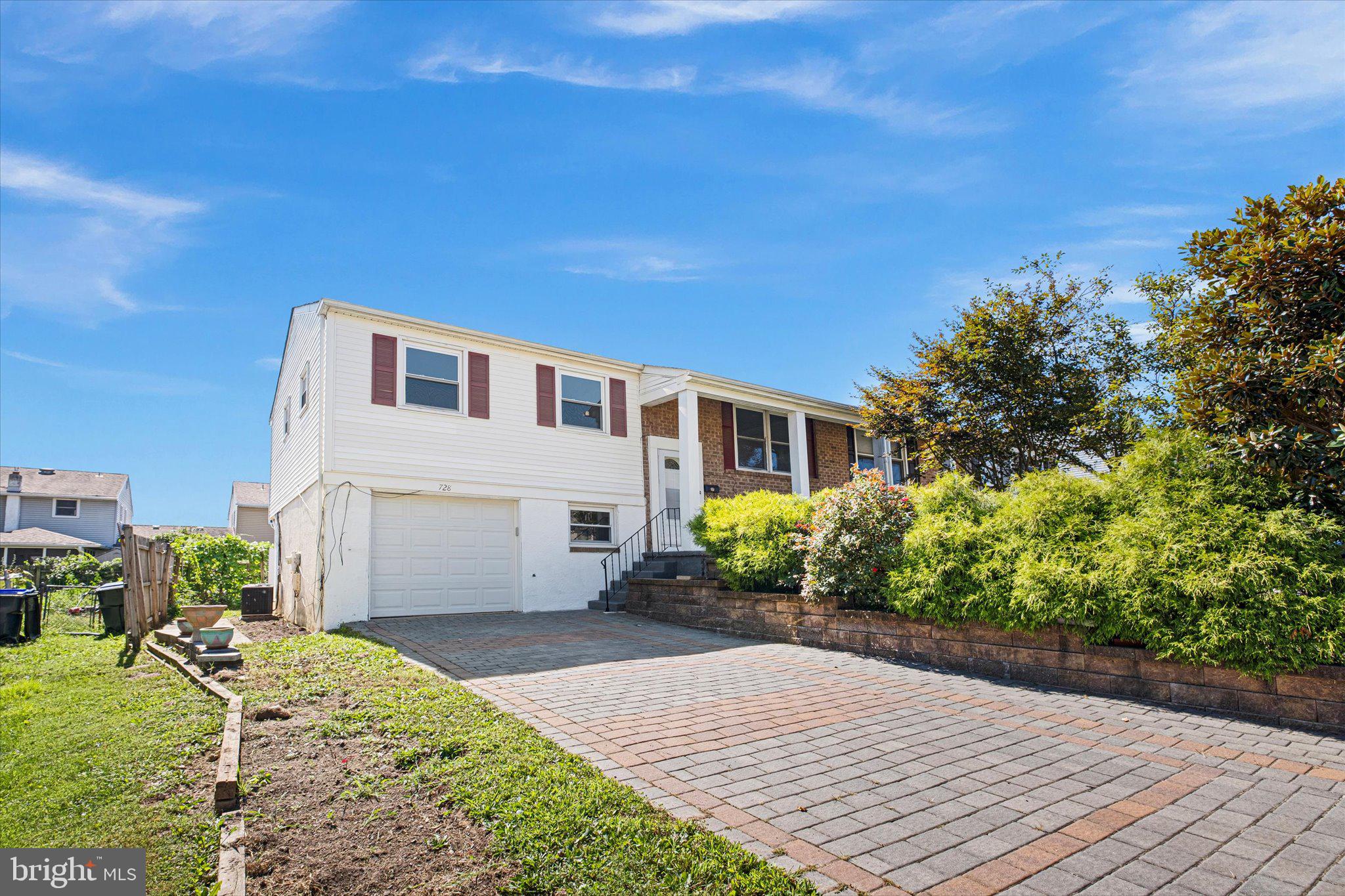 728 ELMTREE LANE