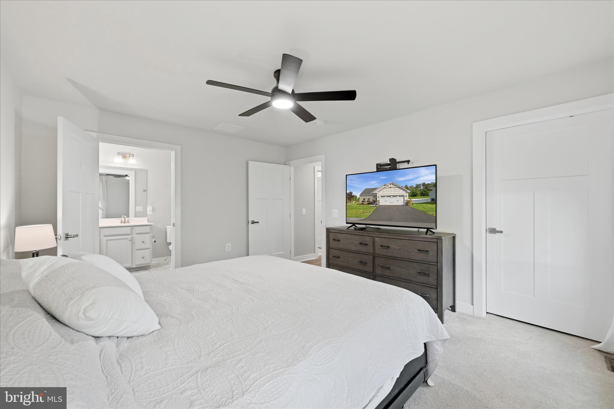 SOUTH BROOK - Residential