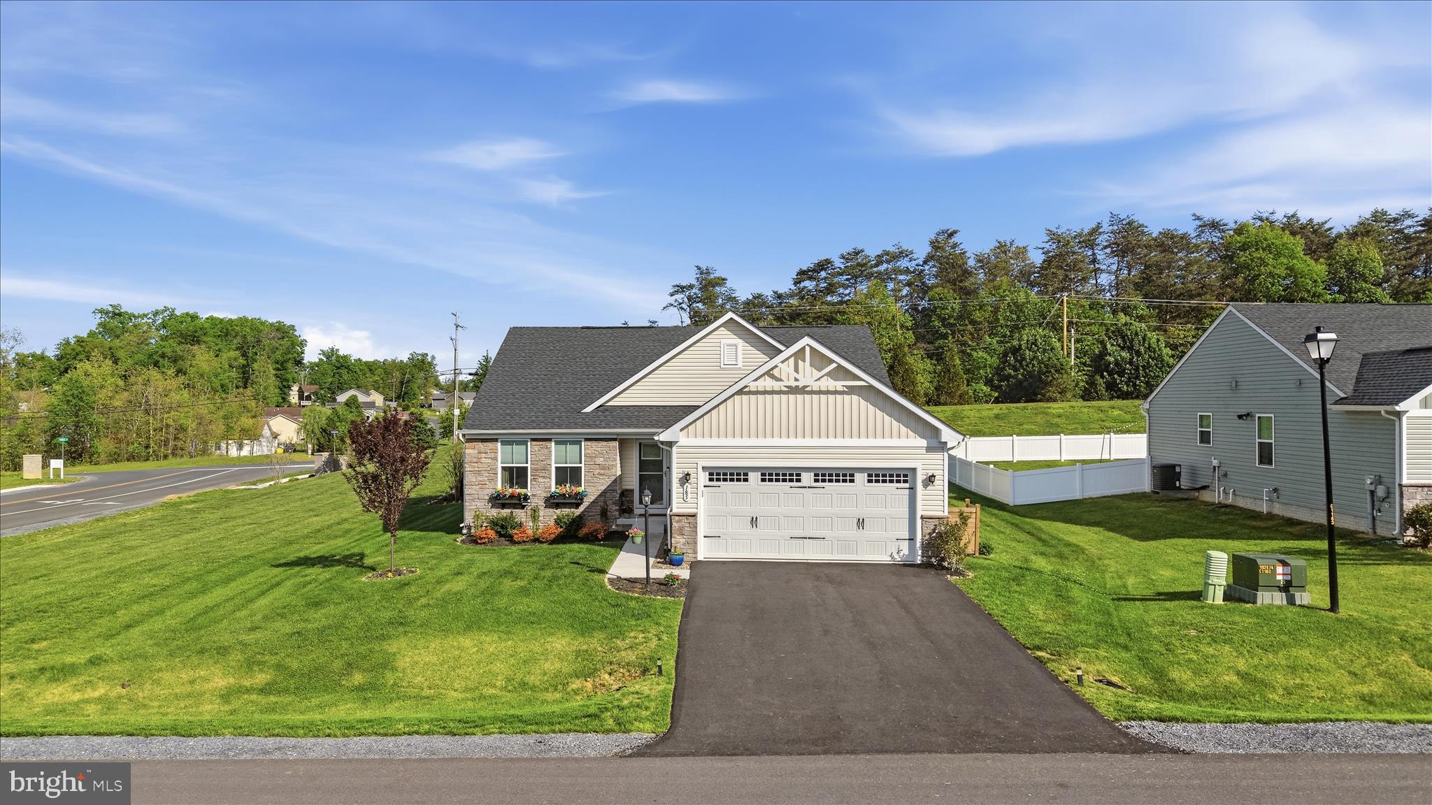 SOUTH BROOK - Residential