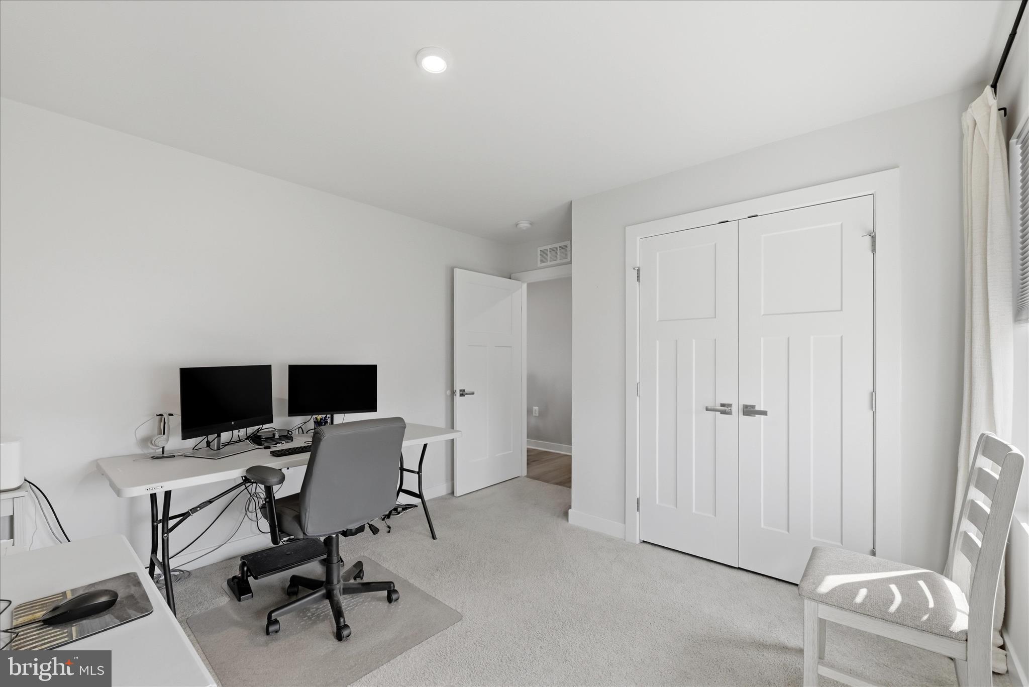 SOUTH BROOK - Residential