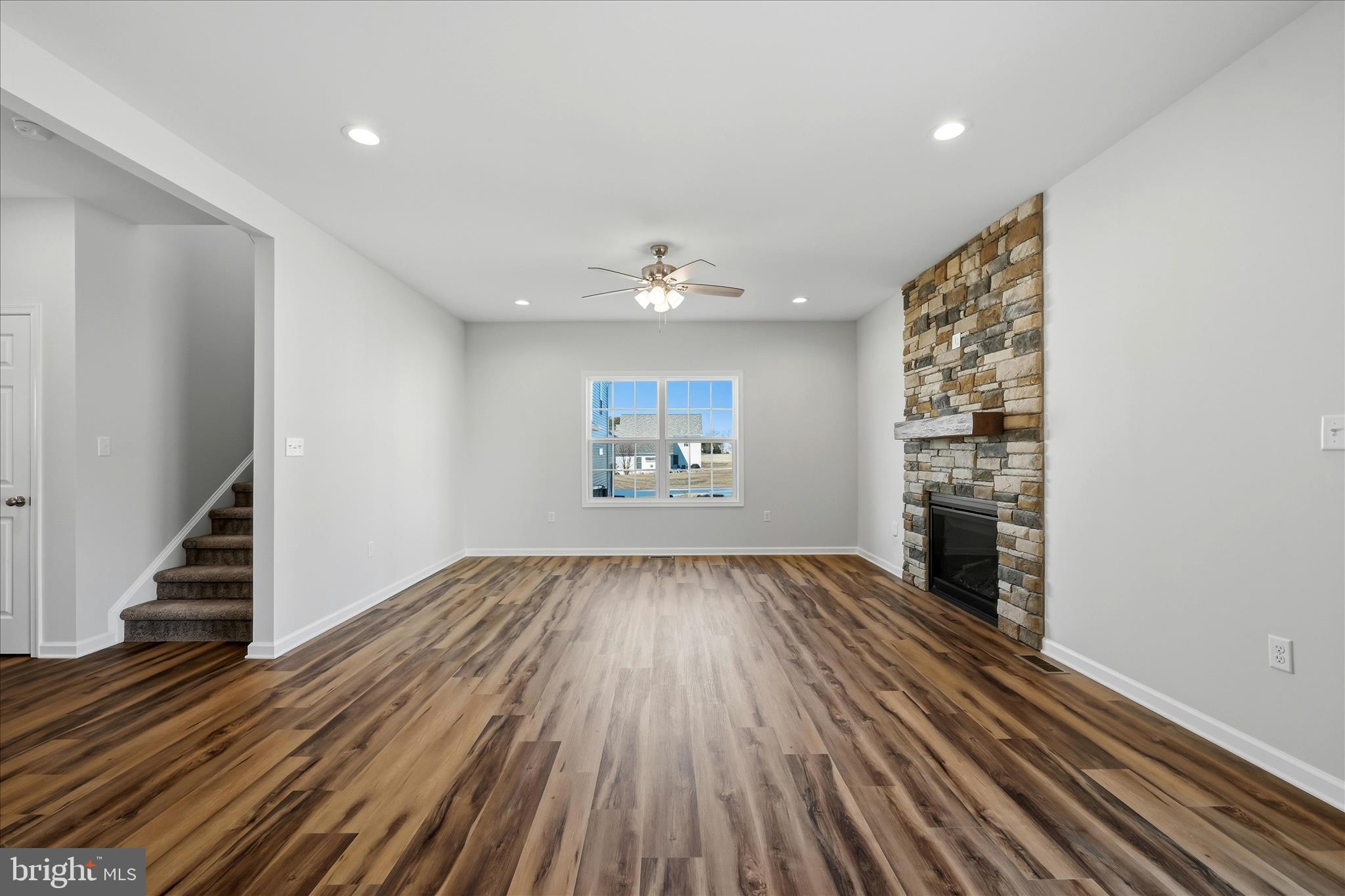 SOVEREIGN VILLAGE - Residential