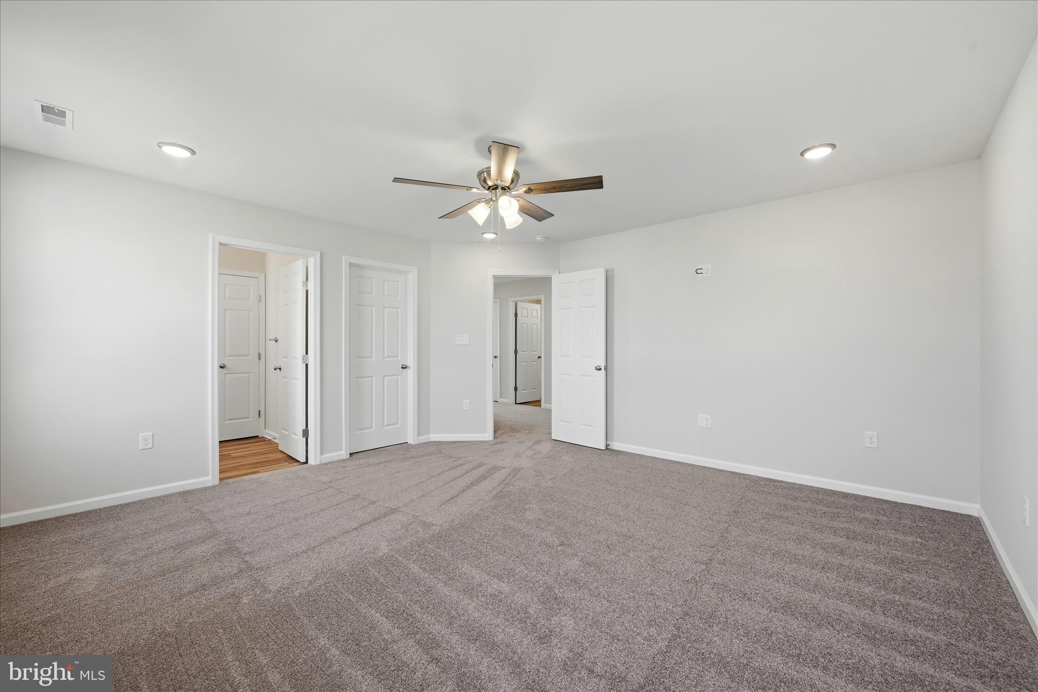 SOVEREIGN VILLAGE - Residential