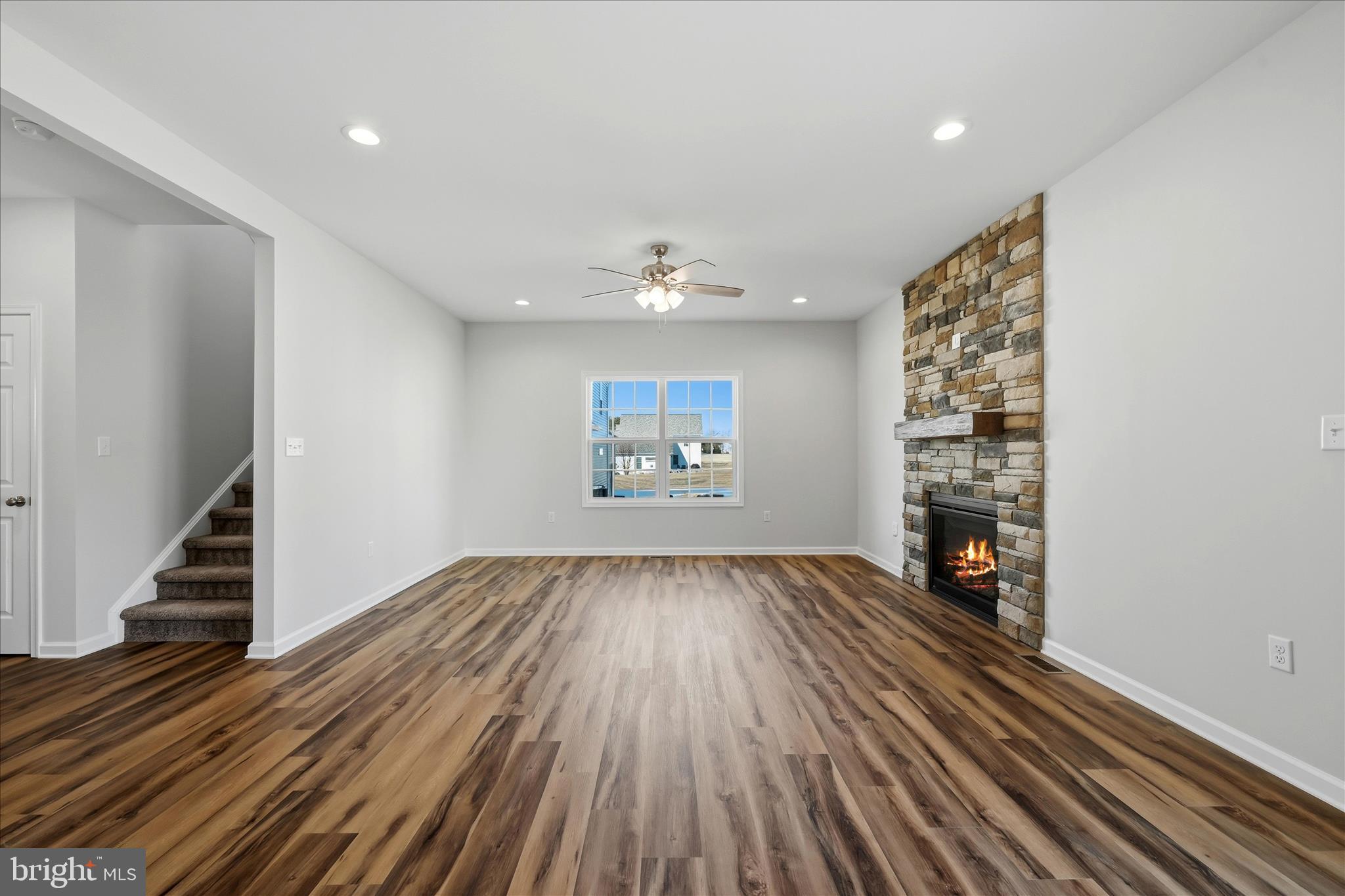 SOVEREIGN VILLAGE - Residential