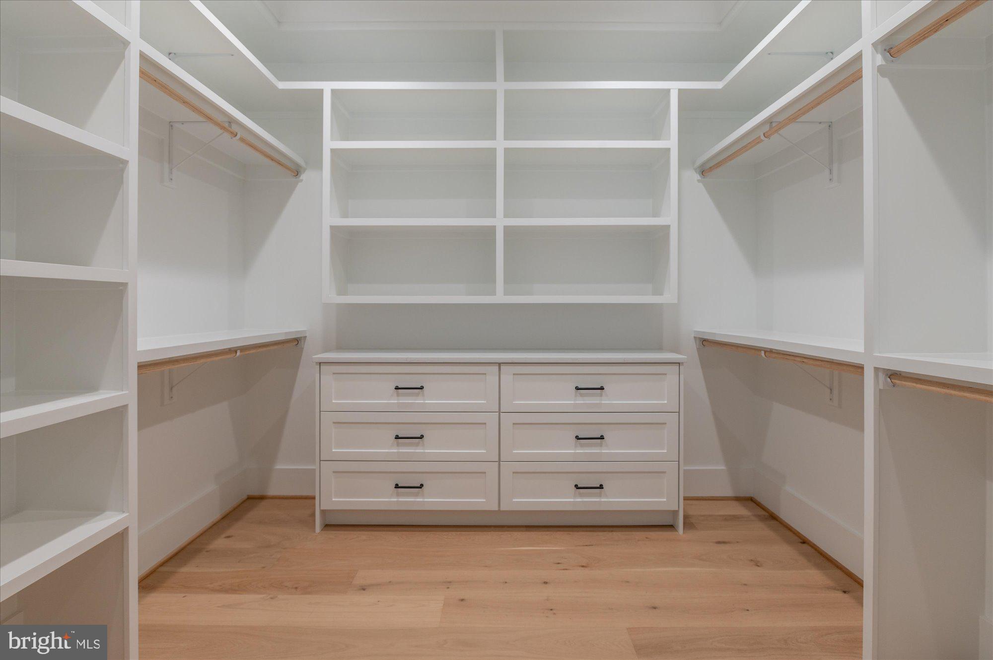 ASHTON HEIGHTS - Residential