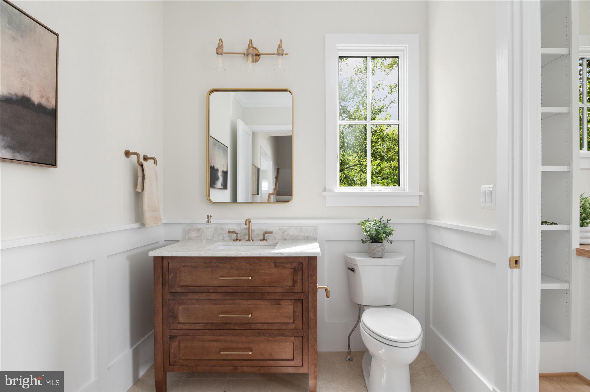 ASHTON HEIGHTS - Residential