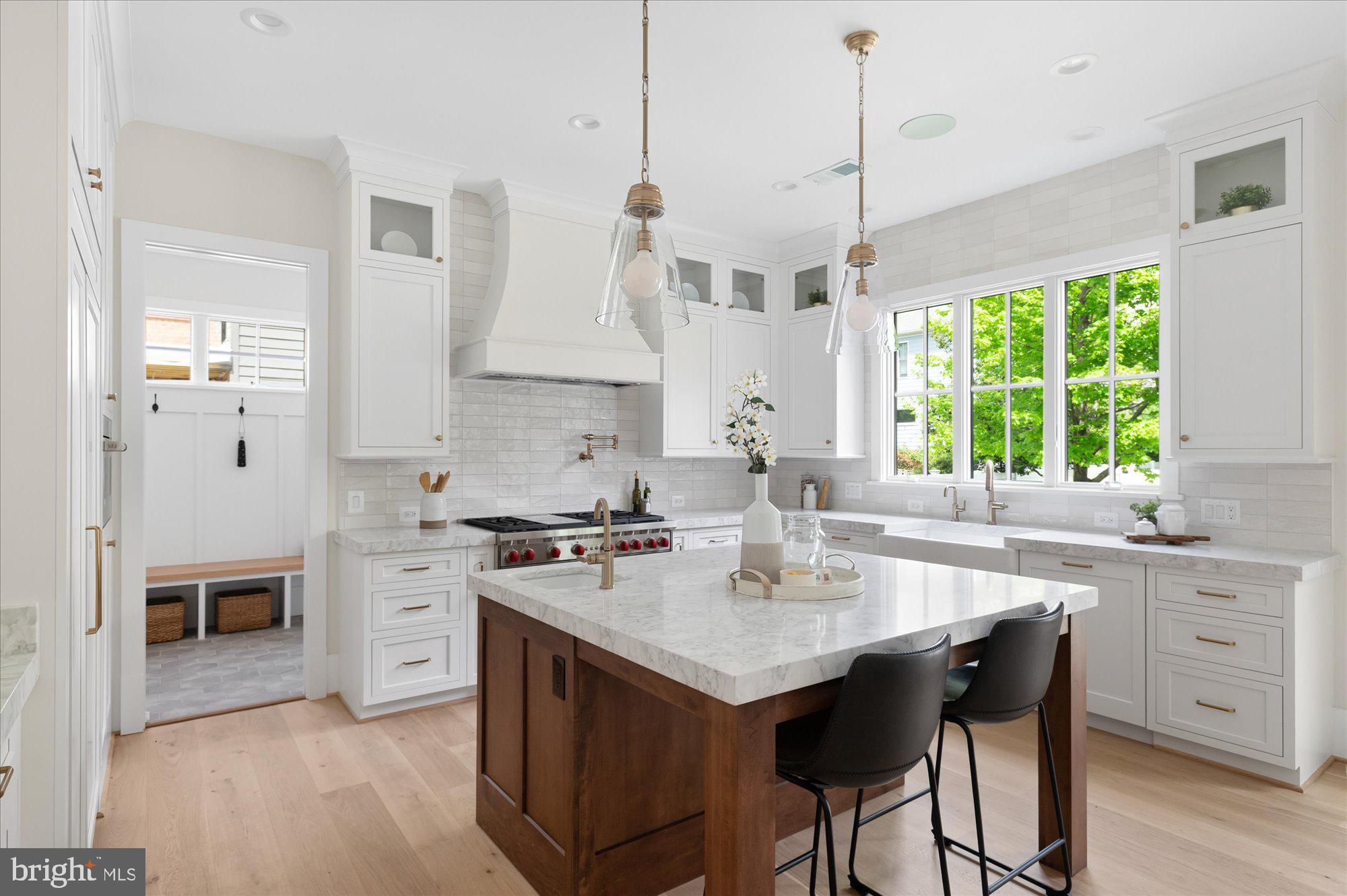 ASHTON HEIGHTS - Residential