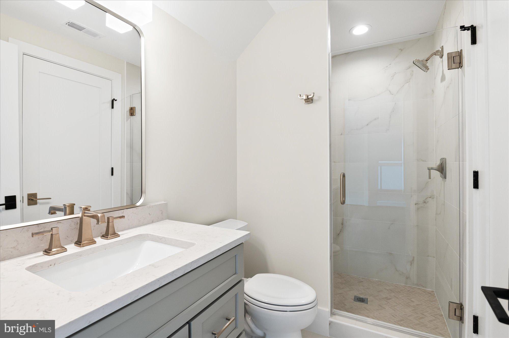 ASHTON HEIGHTS - Residential