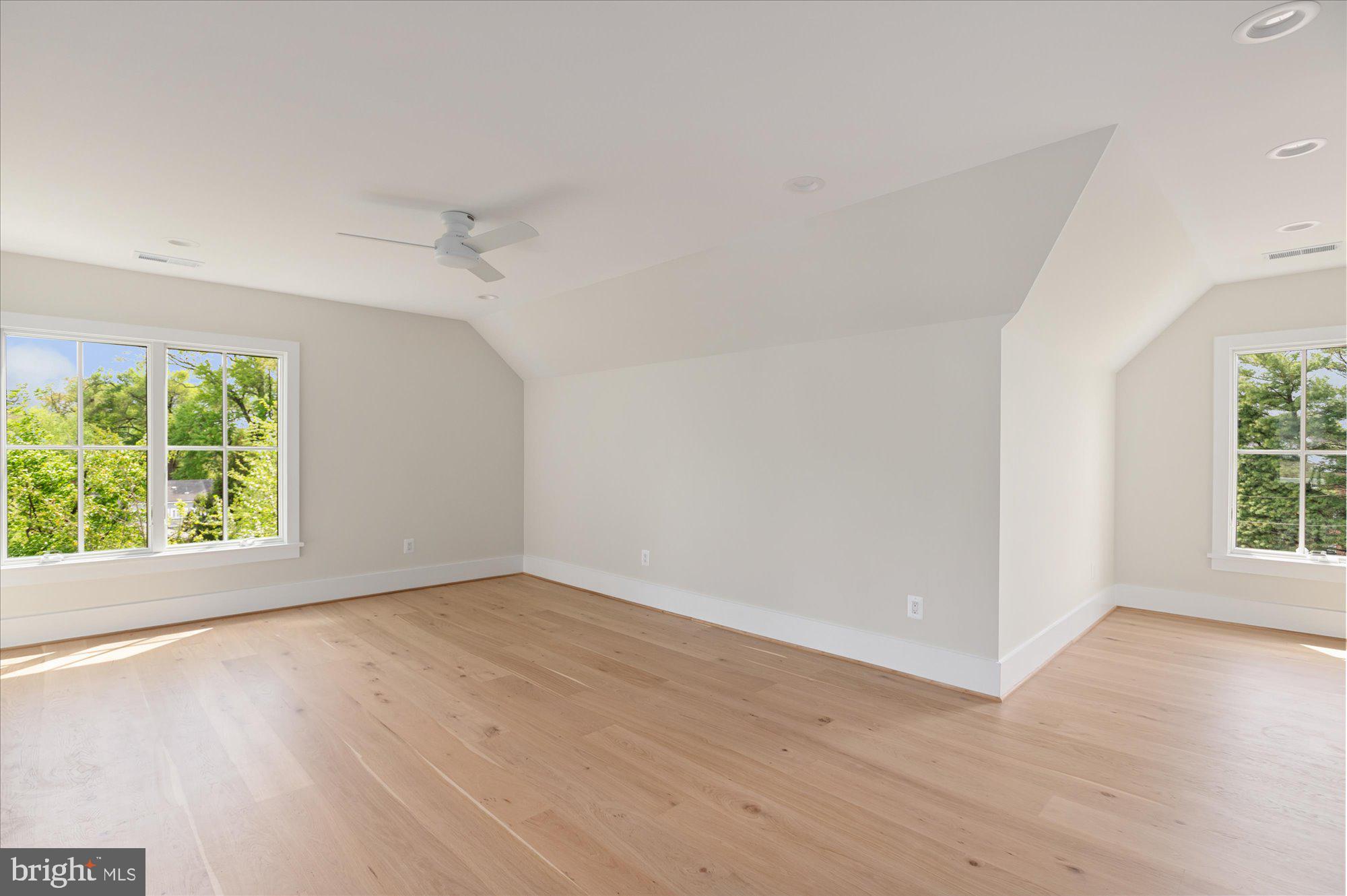 ASHTON HEIGHTS - Residential