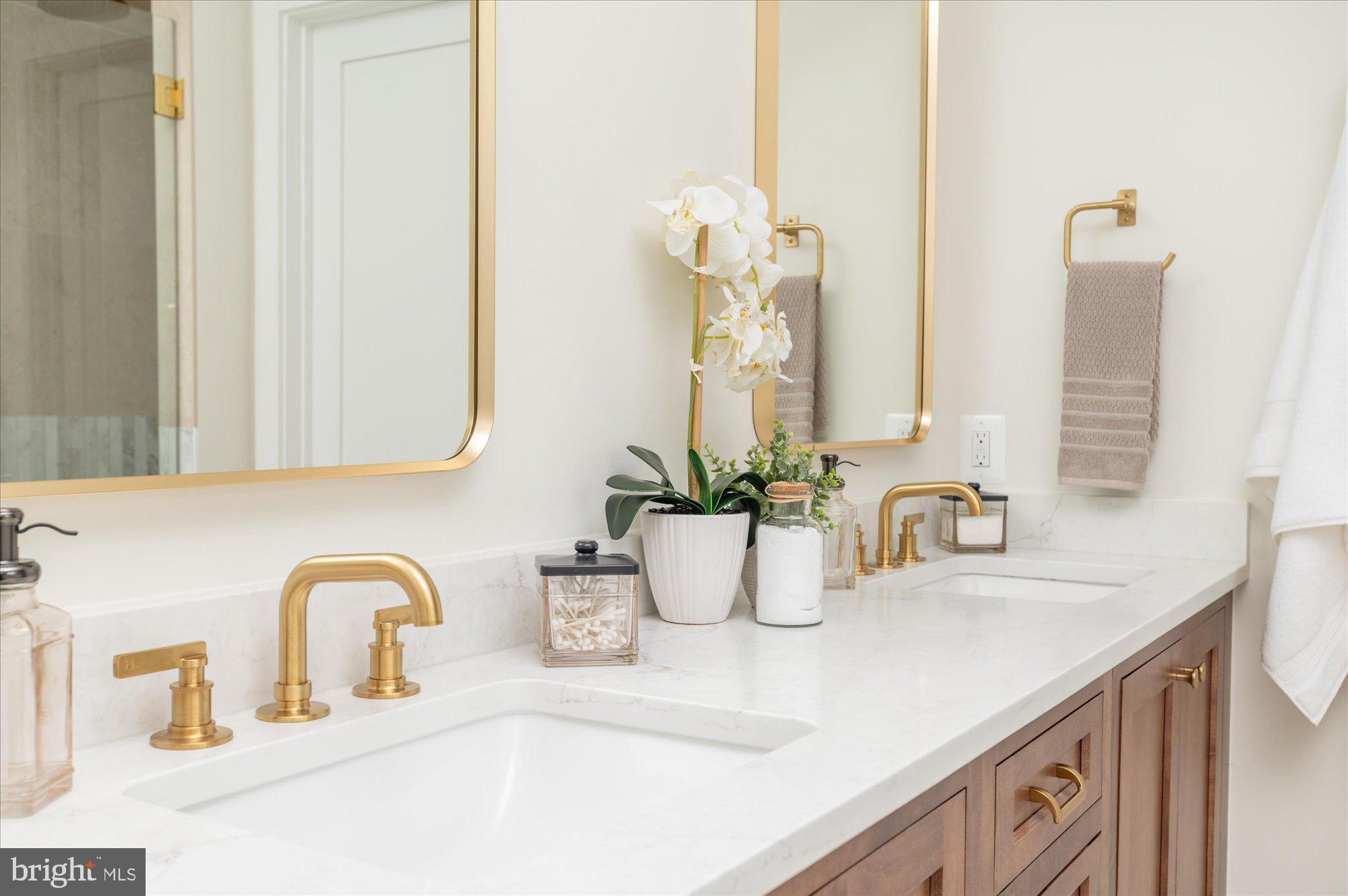 ASHTON HEIGHTS - Residential