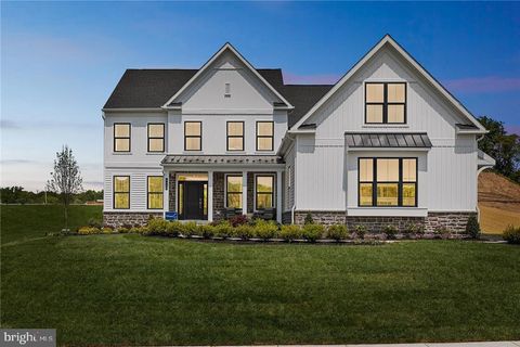 126 ASHFORD DRIVE COOPERSBURG PA 18036