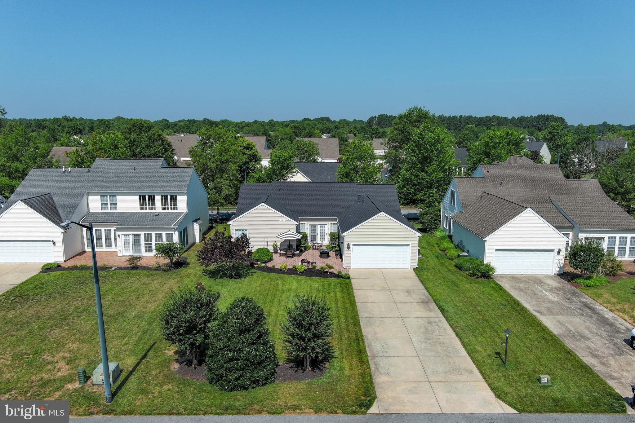 EASTON CLUB EAST - Residential