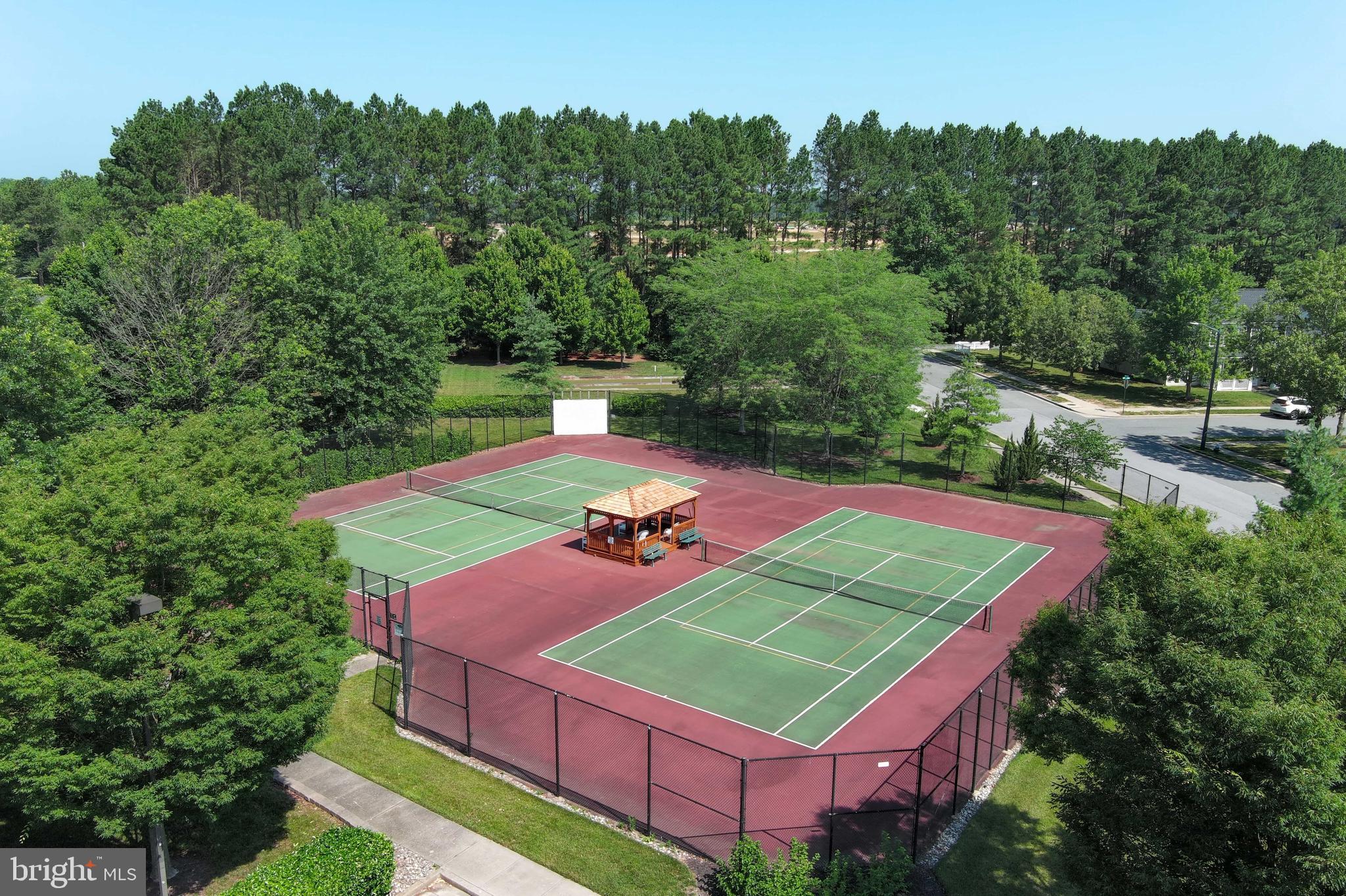 EASTON CLUB EAST - Residential