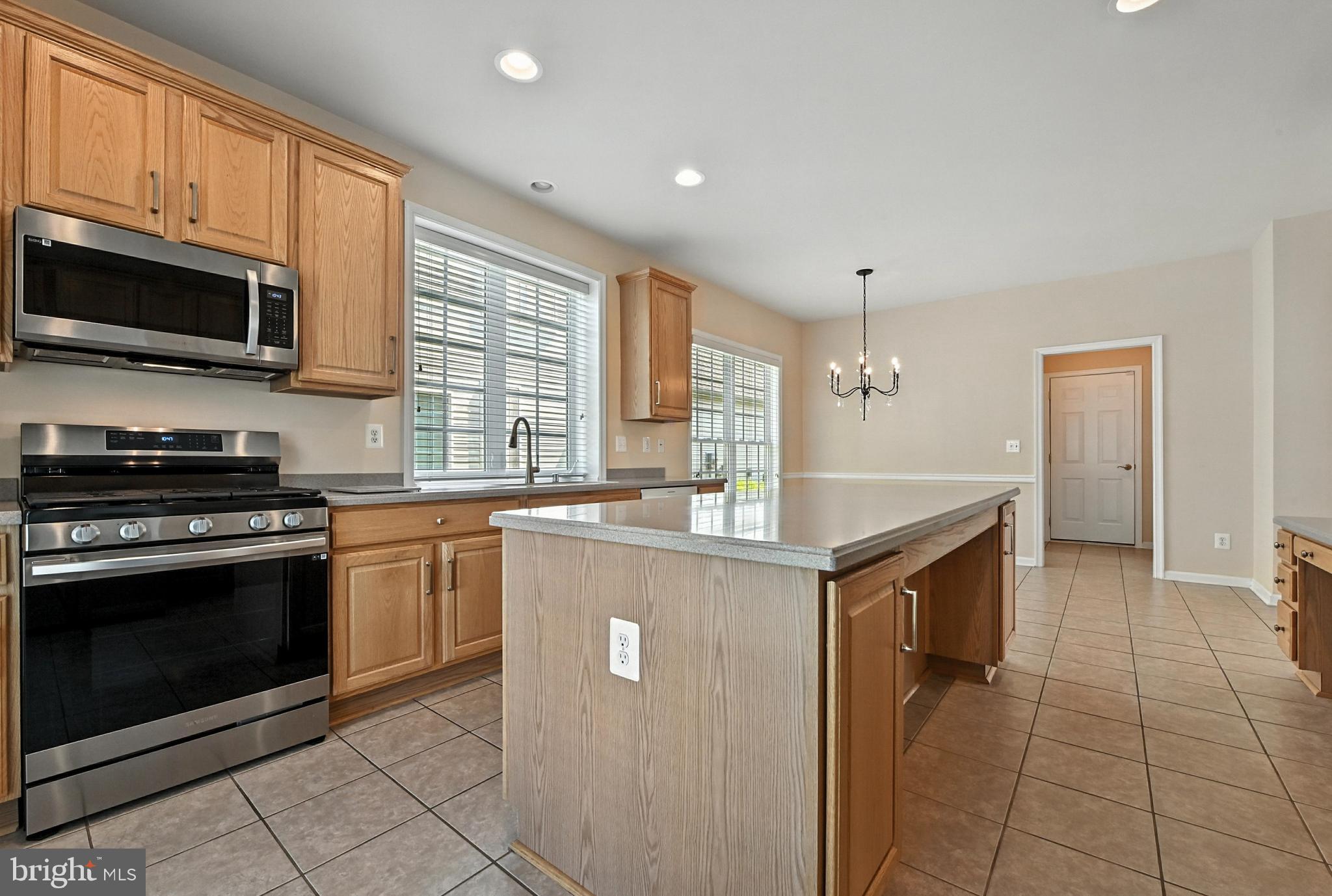 EASTON CLUB EAST - Residential