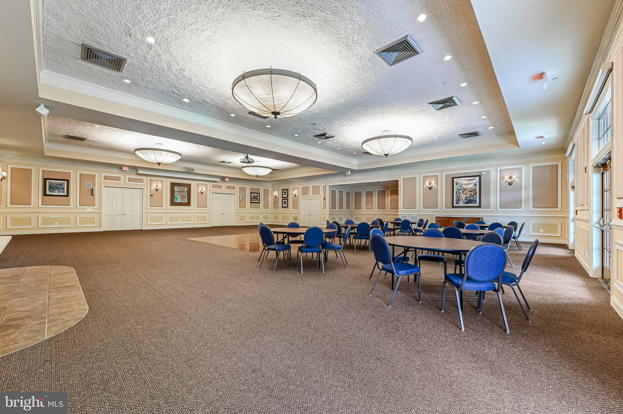 EASTON CLUB EAST - Residential