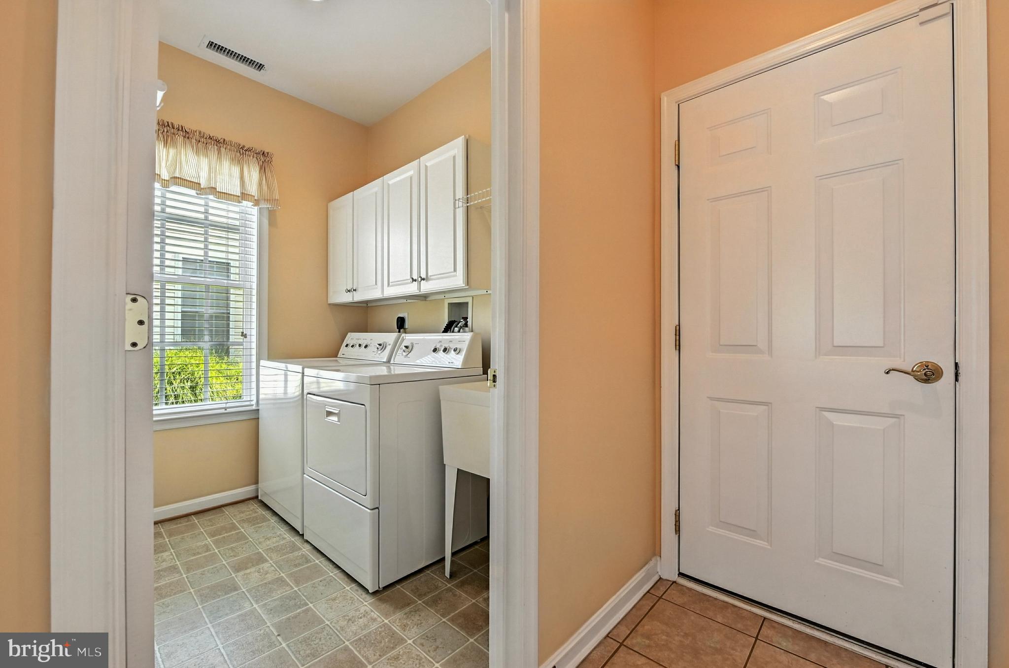 EASTON CLUB EAST - Residential