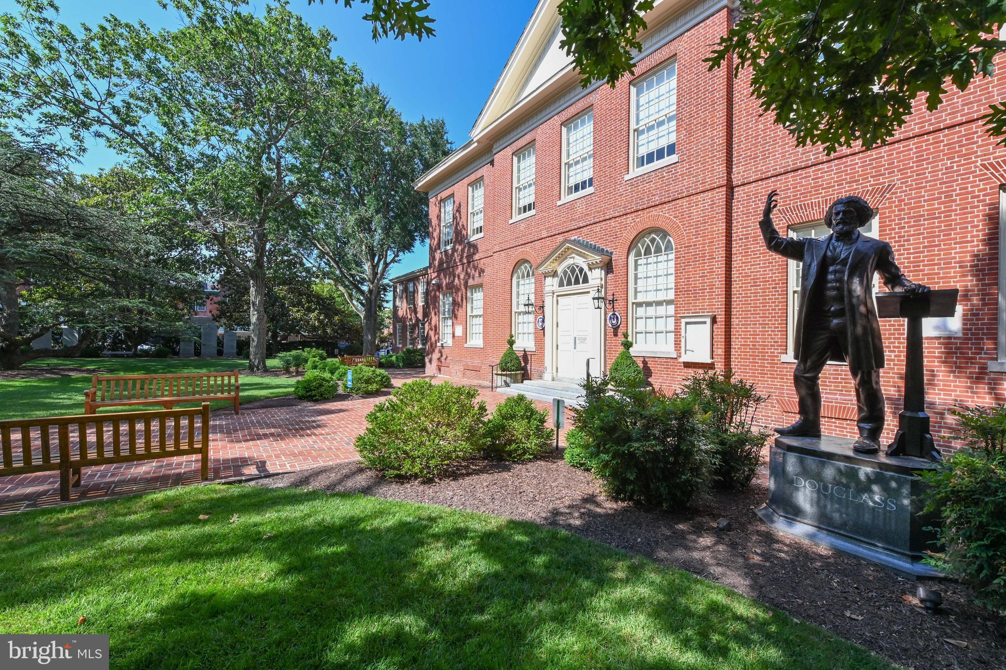 EASTON CLUB EAST - Residential