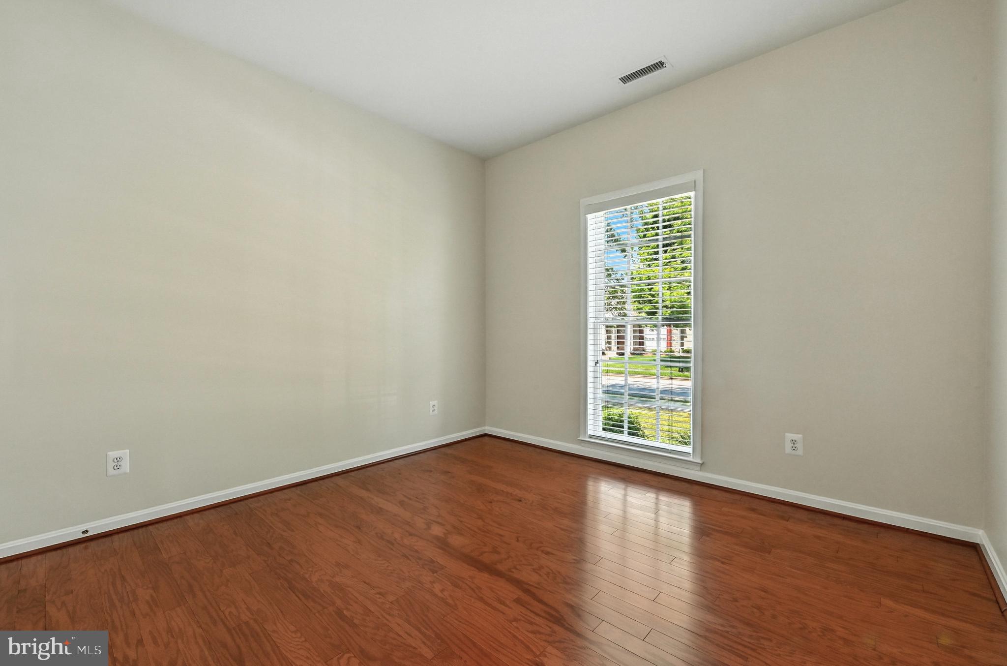 EASTON CLUB EAST - Residential