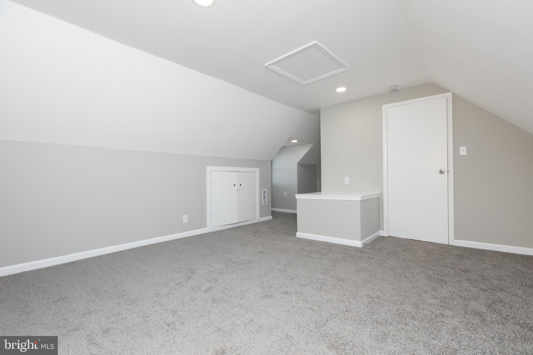 ROGERS HEIGHTS - Residential