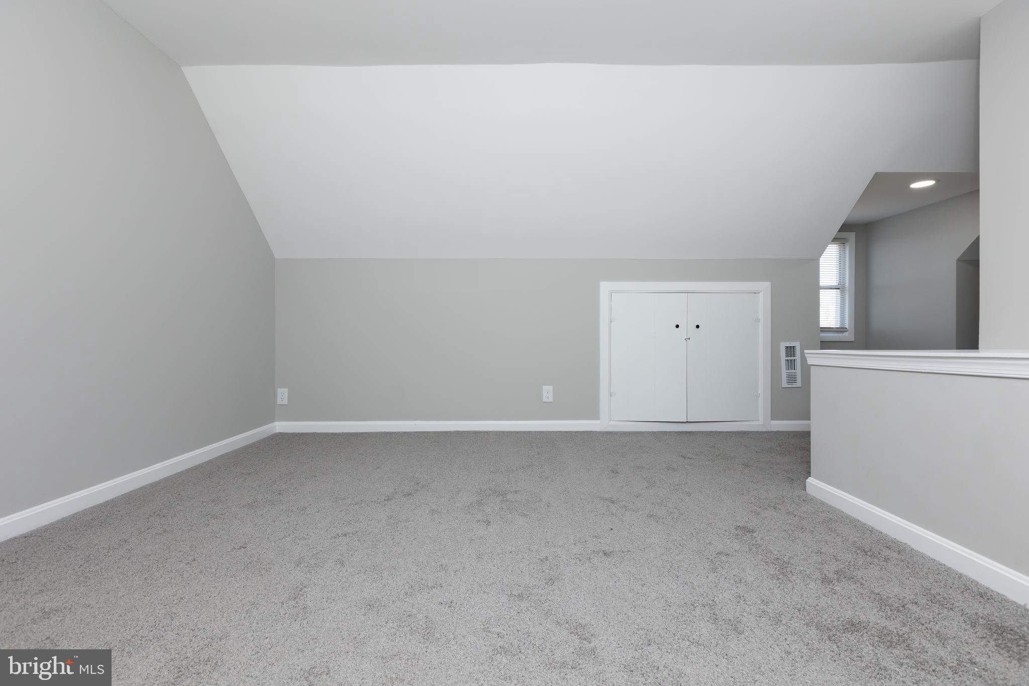 ROGERS HEIGHTS - Residential